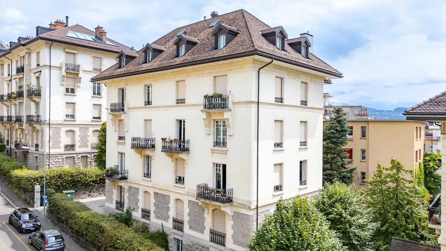 Sublime appartamento di 4 stanze situato in un quartiere tranquillo e piacevole - Foto 1 di 8