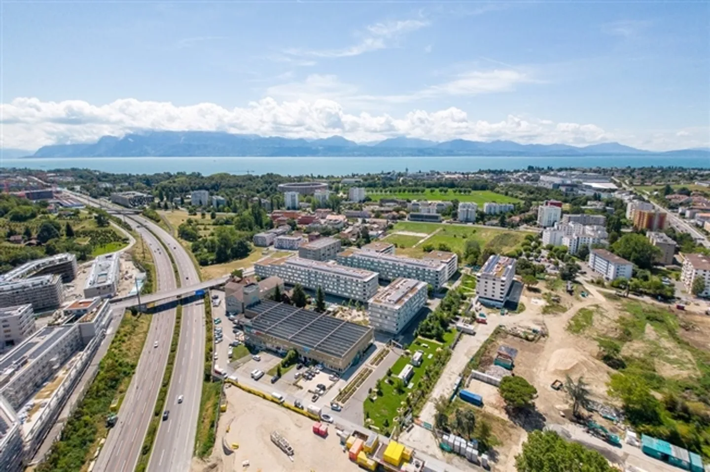 Quartiere in espansione, bella arcade di 62 m2, a discrezione dell'inquilino - Foto 4 di 10