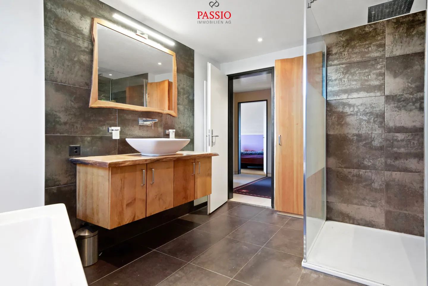 Paradiso per amanti dei cavalli: 11 camere, piscina e utilizzo flessibile - Foto 9 di 24