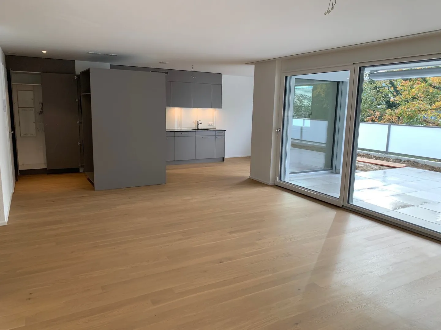 Appartement moderne de 2,5 pièces dans un emplacement calme à Olten - Photo 3 sur 8