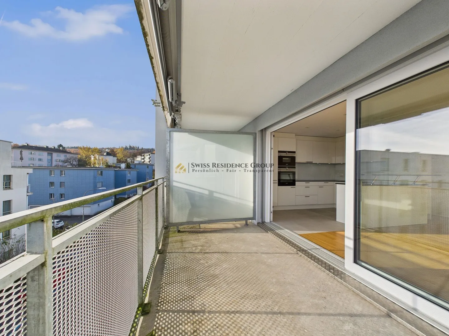 Bright, quiet apartment with a view in Zurich Altstetten - Photo 7 of 8