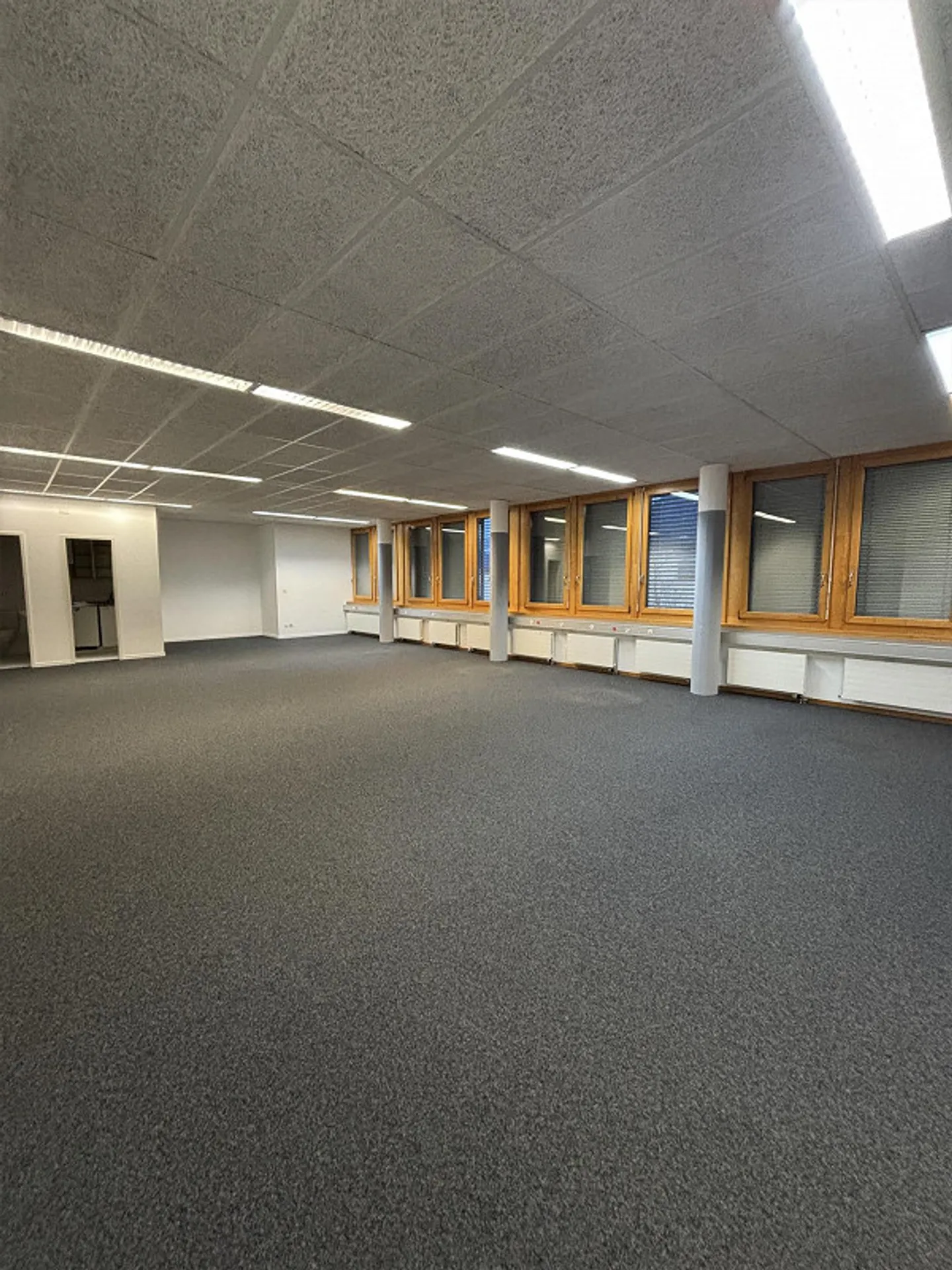 Espaces de bureau flexibles à louer - Photo 4 sur 6