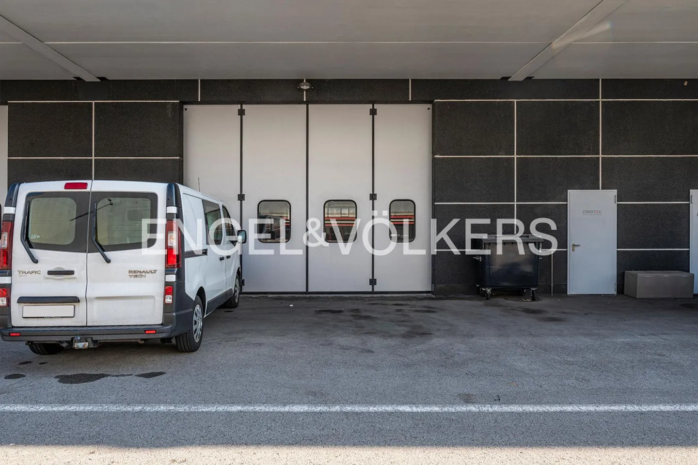 Grande magazzino a Bedano - Foto 11 di 11