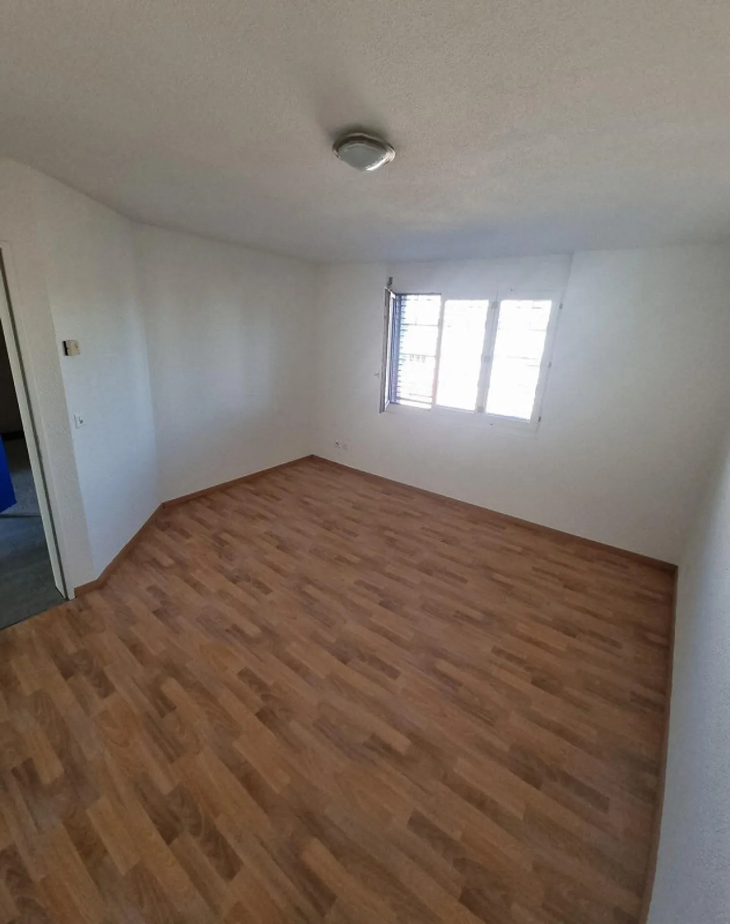 Helles 2.5 Zimmer Apartment - Foto 4 von 8