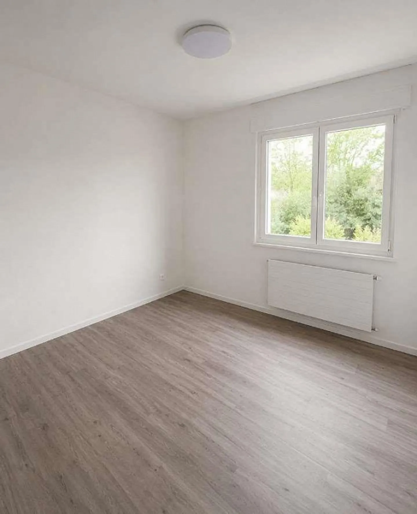 4.5 pièces à Mendrisio - Espace, luminosité et confort à un prix imbattable - Photo 5 sur 10