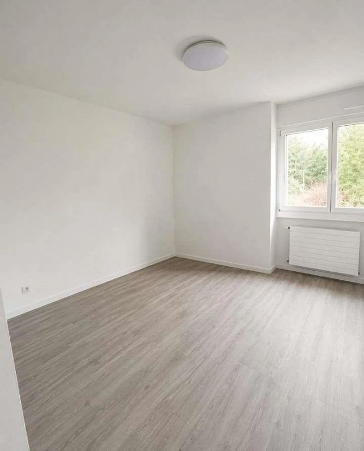 4.5 pièces à Mendrisio - Espace, luminosité et confort à un prix imbattable - Photo 6 sur 10