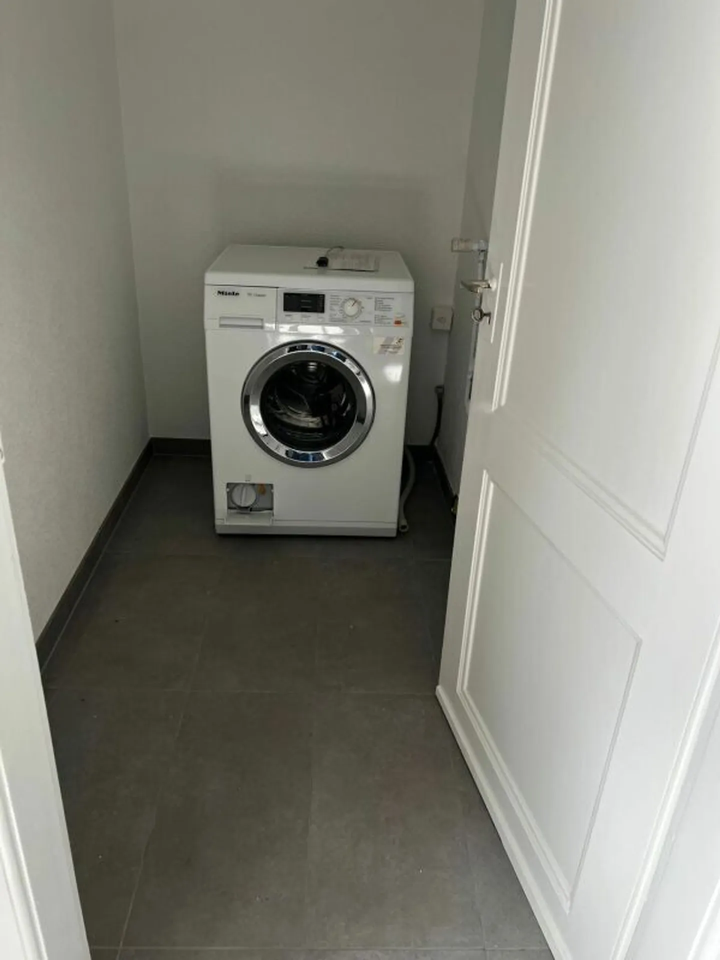 Gare 12, Bevaix - Bel appartement rénové de 3 pièces avec balcon - Photo 7 sur 7