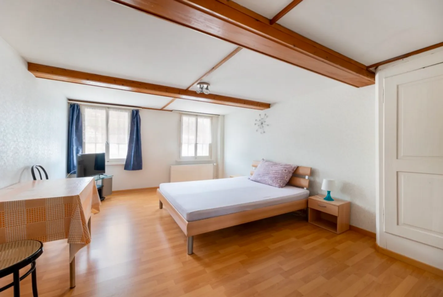 PROPRIÉTÉ D'INVESTISSEMENT ATTRACTIVE AVEC UN RENDEMENT BRUT DE 7,5 % - Photo 2 sur 7
