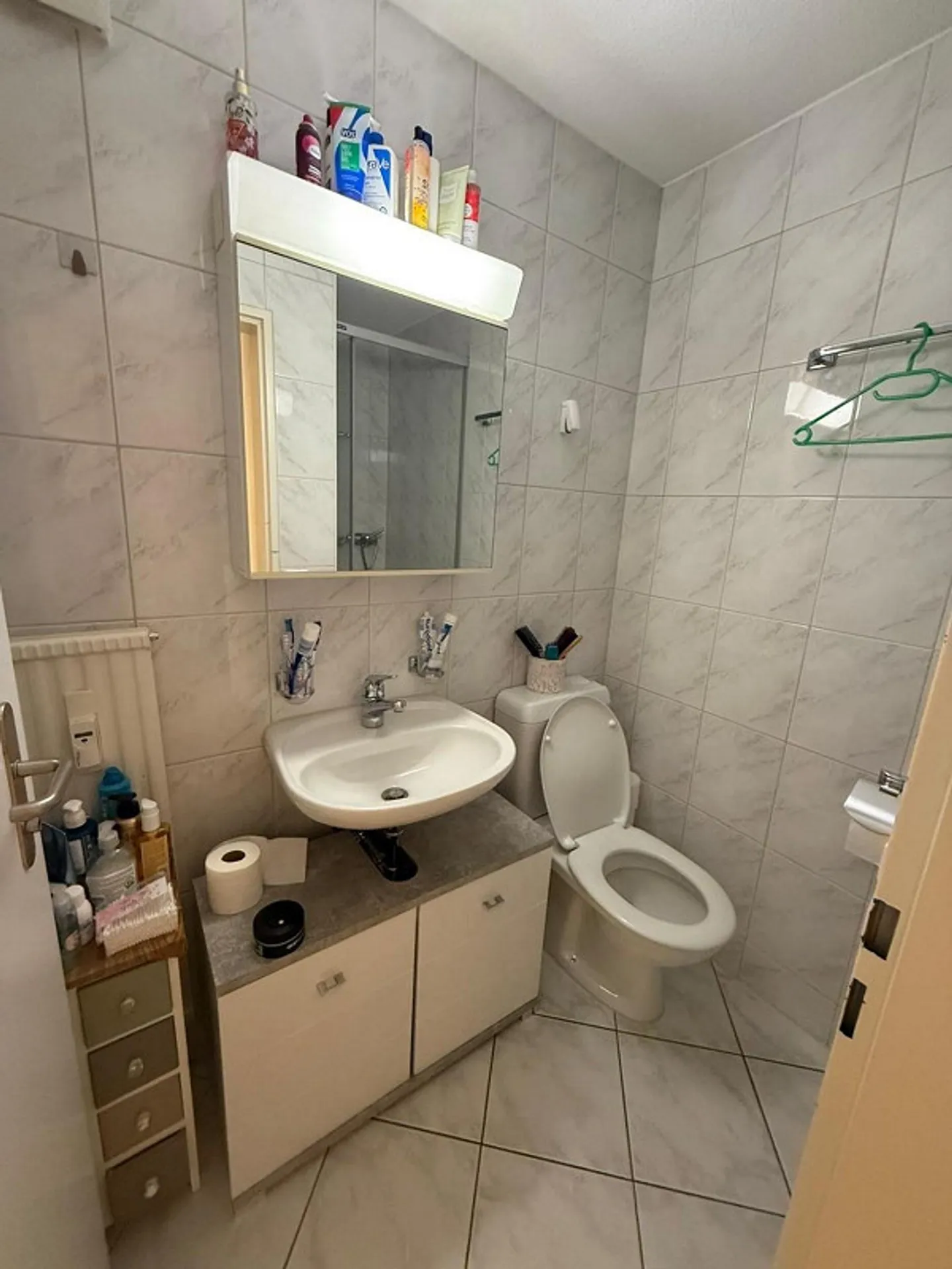 Appartement lumineux de 4,5 pièces au 4ème étage dans un emplacement central à Grenchen - Photo 9 sur 10