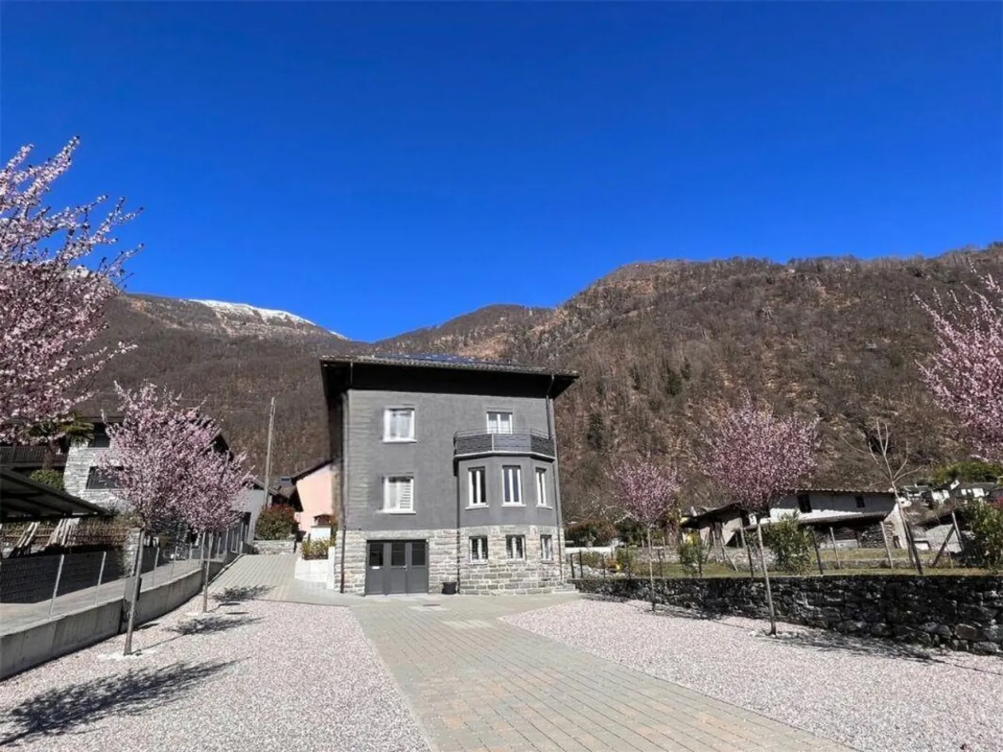 FOR SALE IN GORDEVIO - COMPLETELY RENOVATED, HISTORICAL B&B - Photo 2 of 28