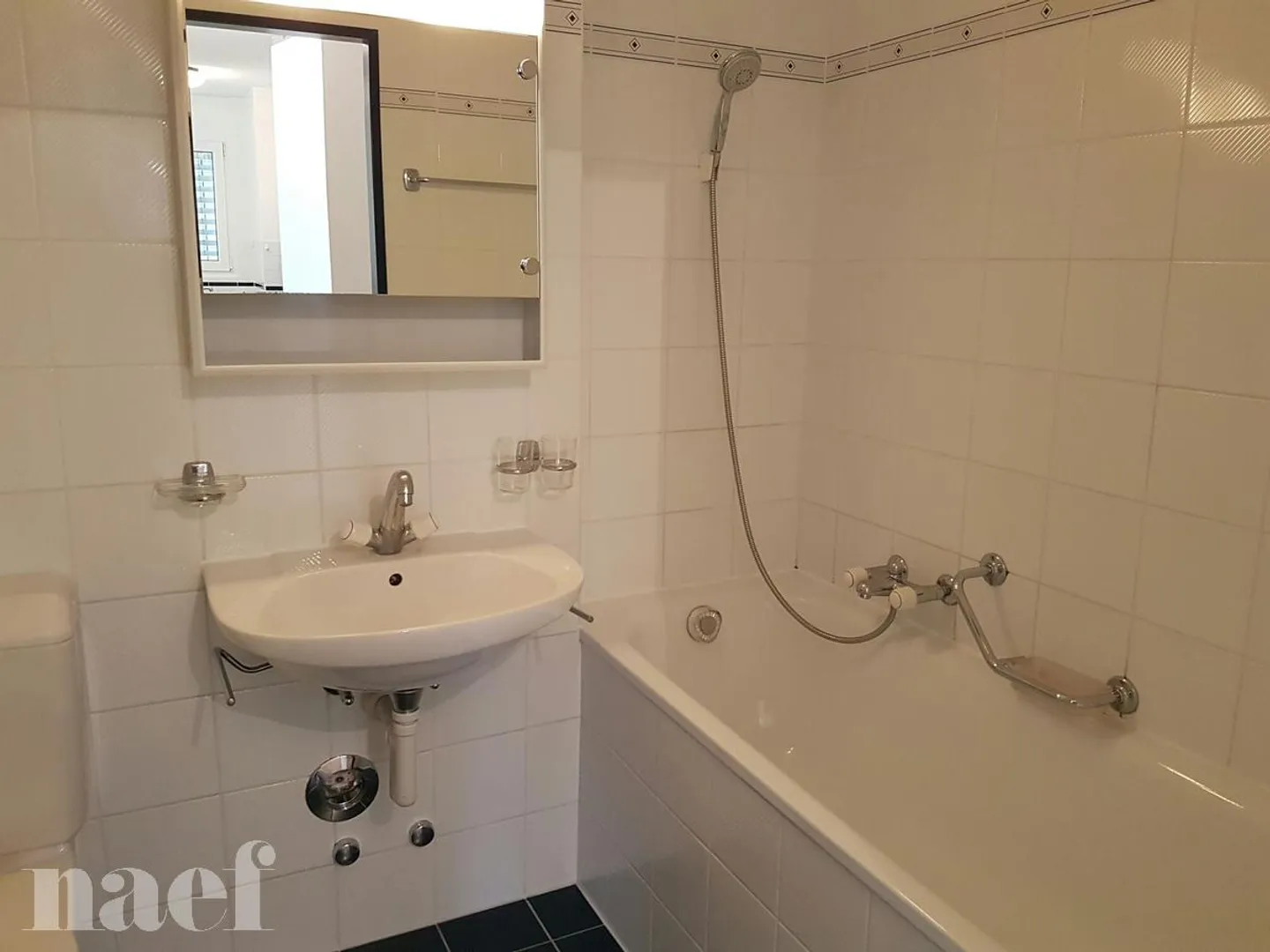 2-room apartment - Photo 7 of 7