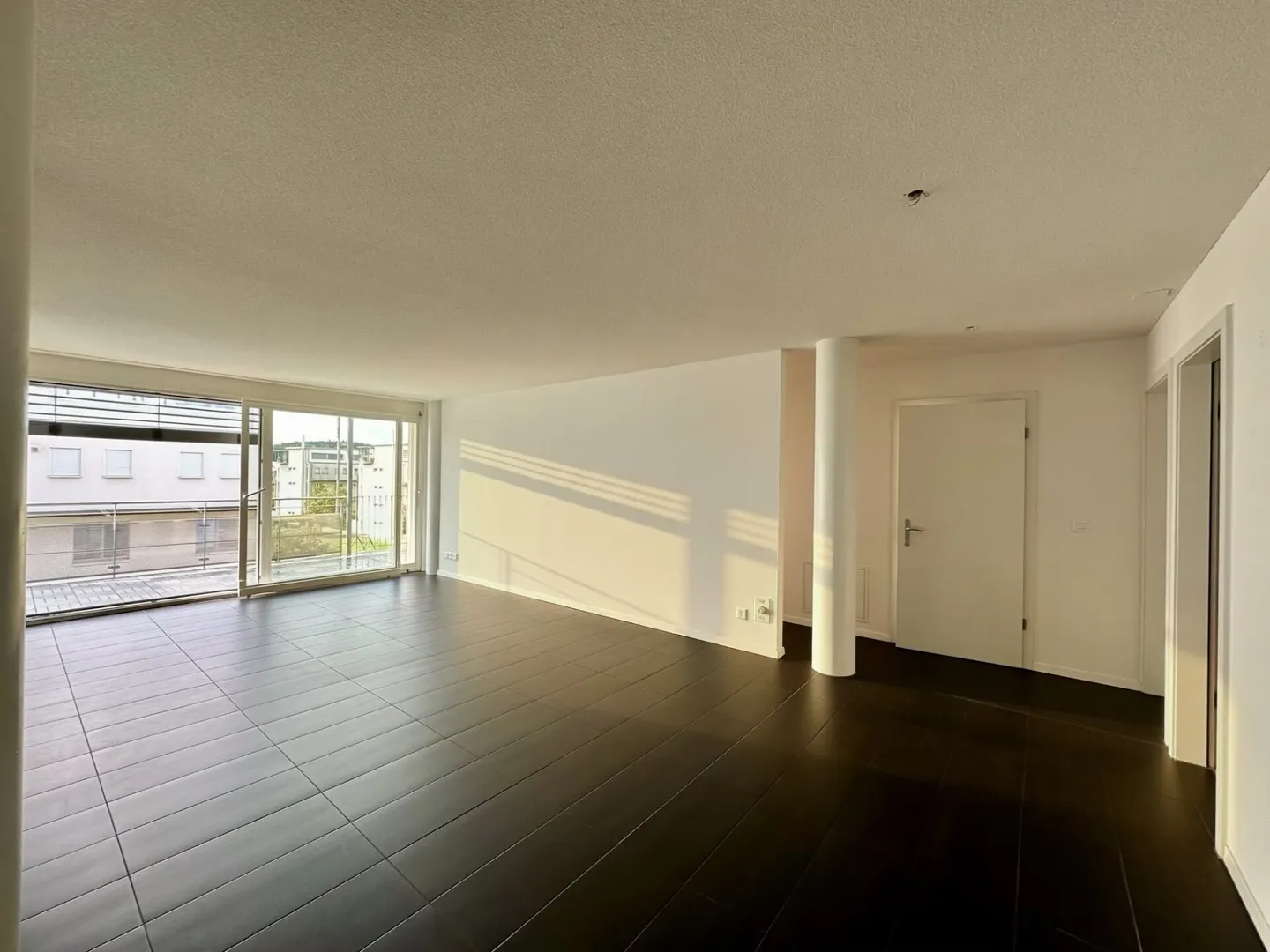 SPACIOUS LIVING WITH FLEXIBLE ROOM CONCEPT - Near Aarau Cantonal Hospital - Photo 1 of 14