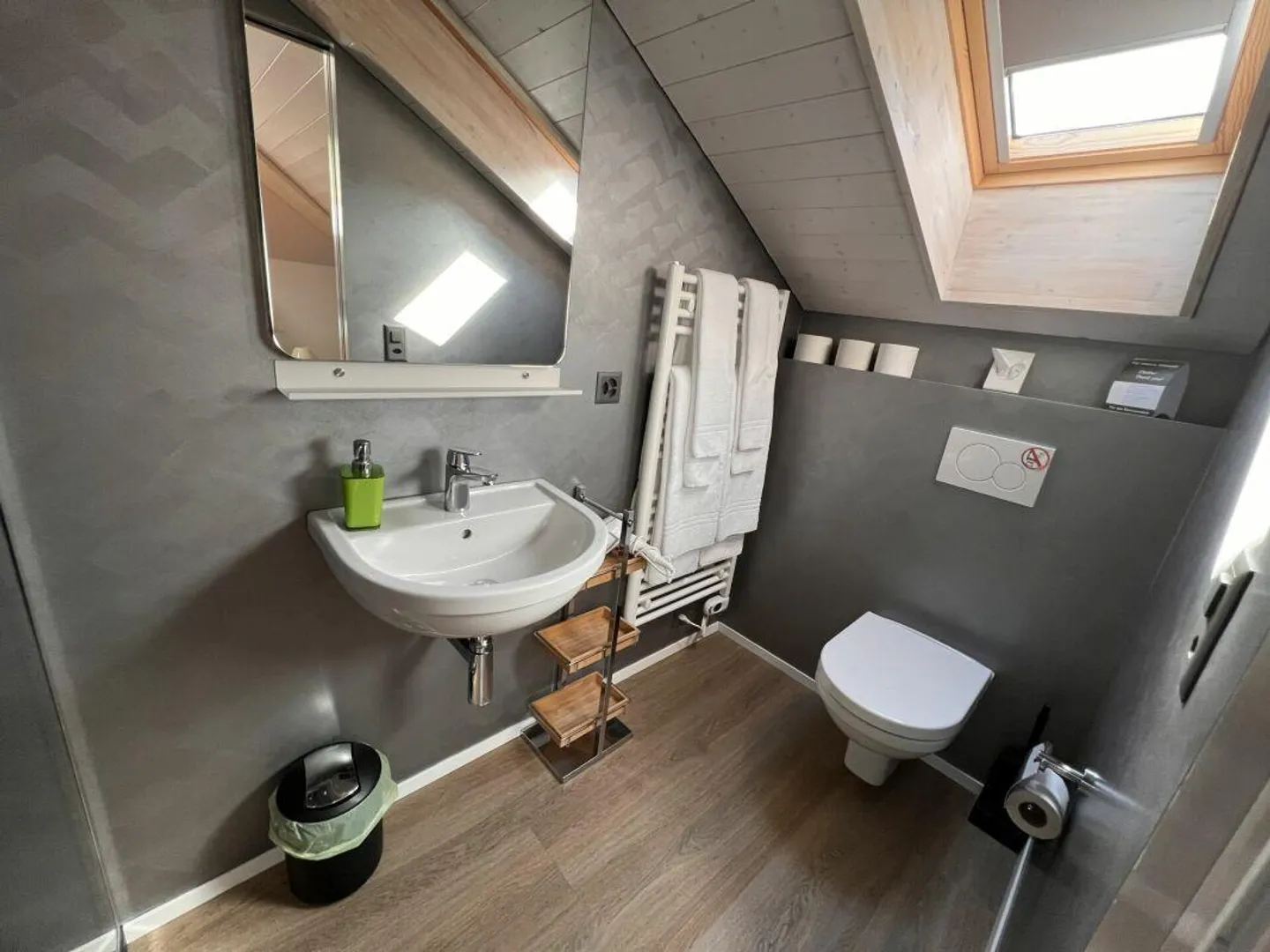 FOR SALE IN GORDEVIO - COMPLETELY RENOVATED, HISTORICAL B&B - Photo 23 of 28