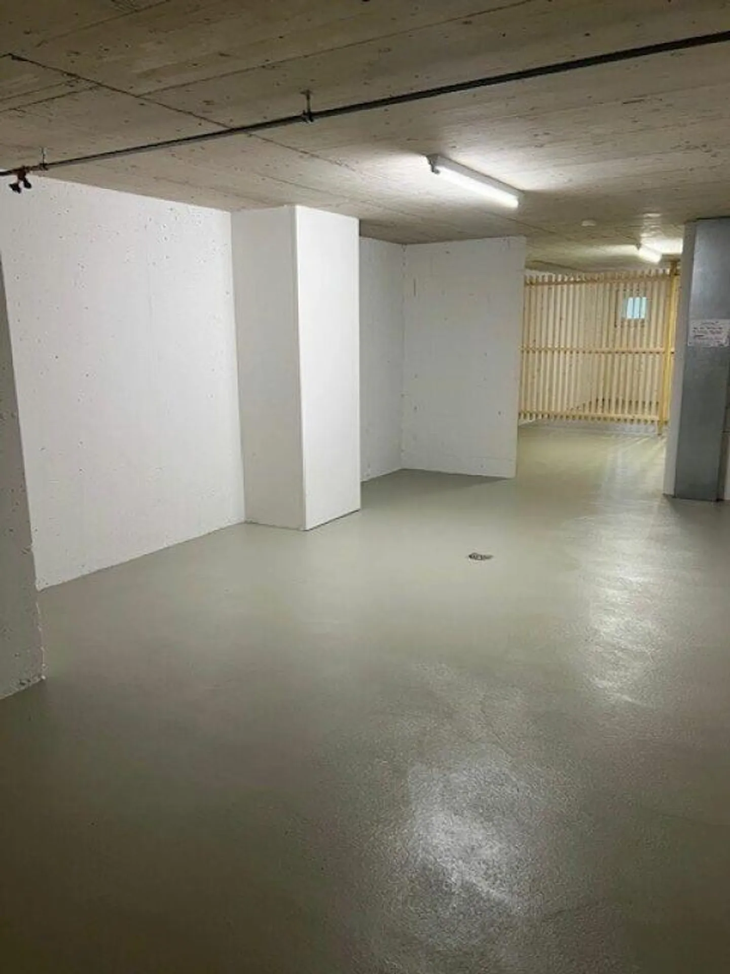 Geräumiger Hobbyraum zu Vermieten - Foto 2 von 2