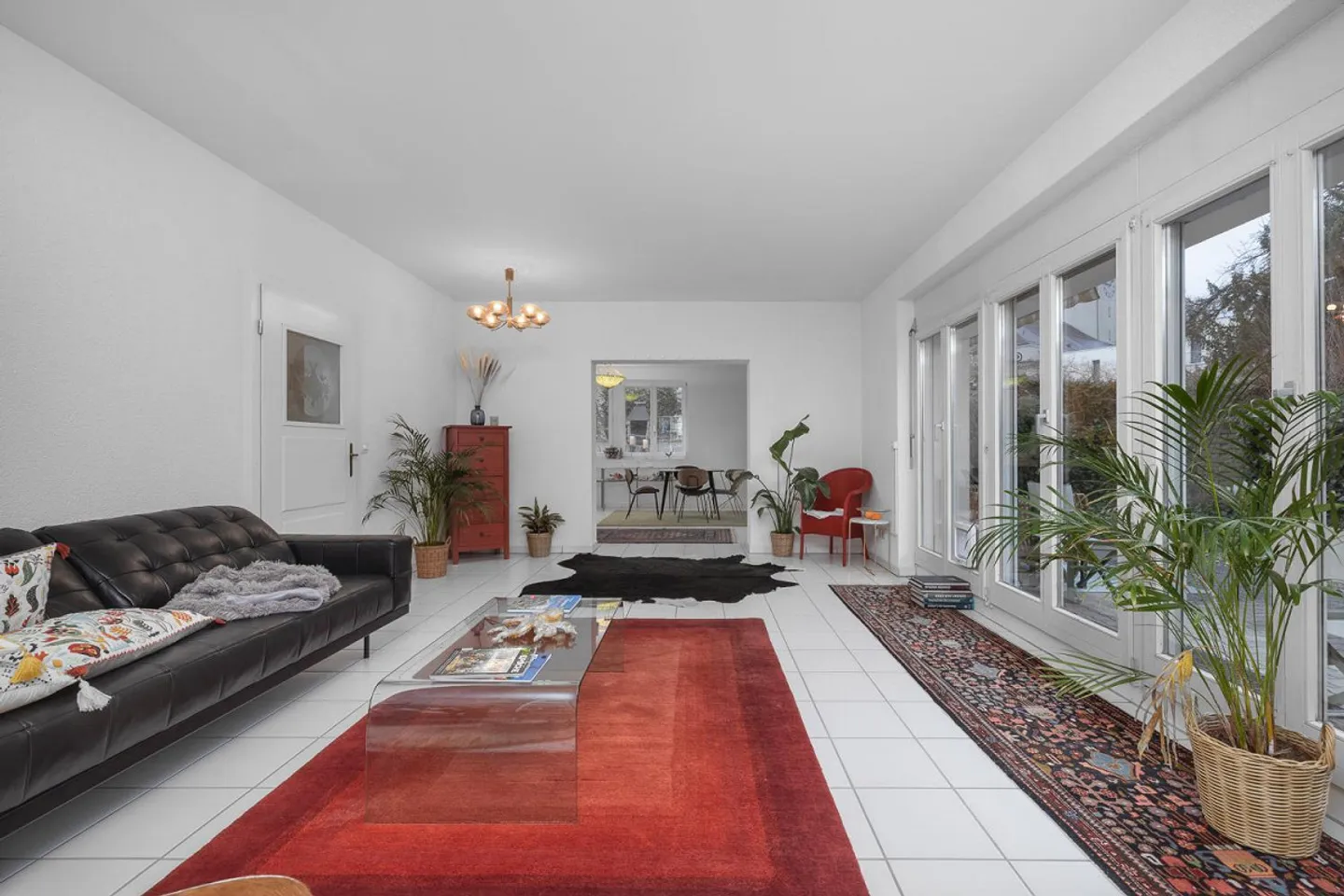 Appartamento in città con giardino - Foto 2 di 11