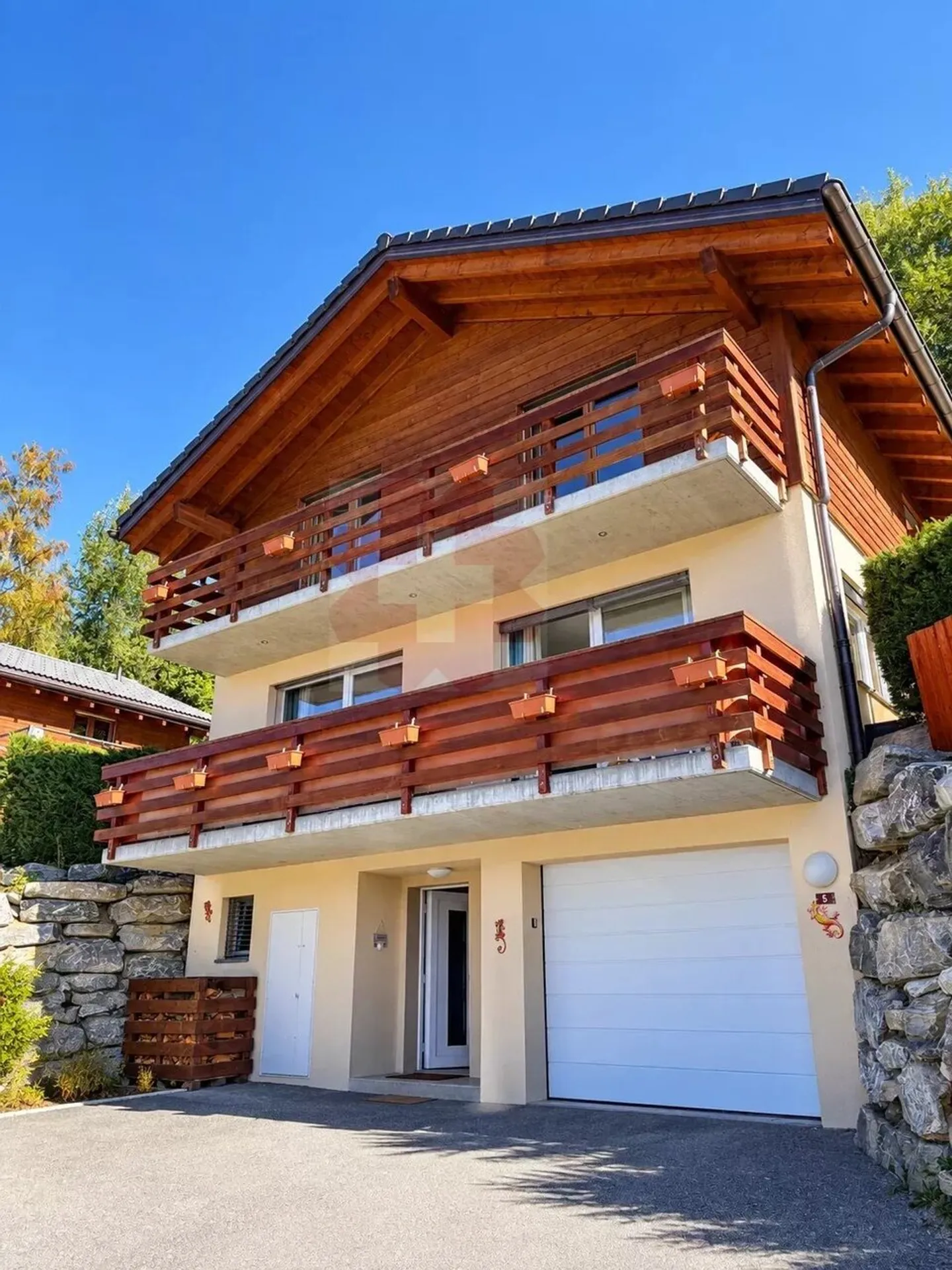 Loye chalet 5.5 rooms - Photo 1 of 10