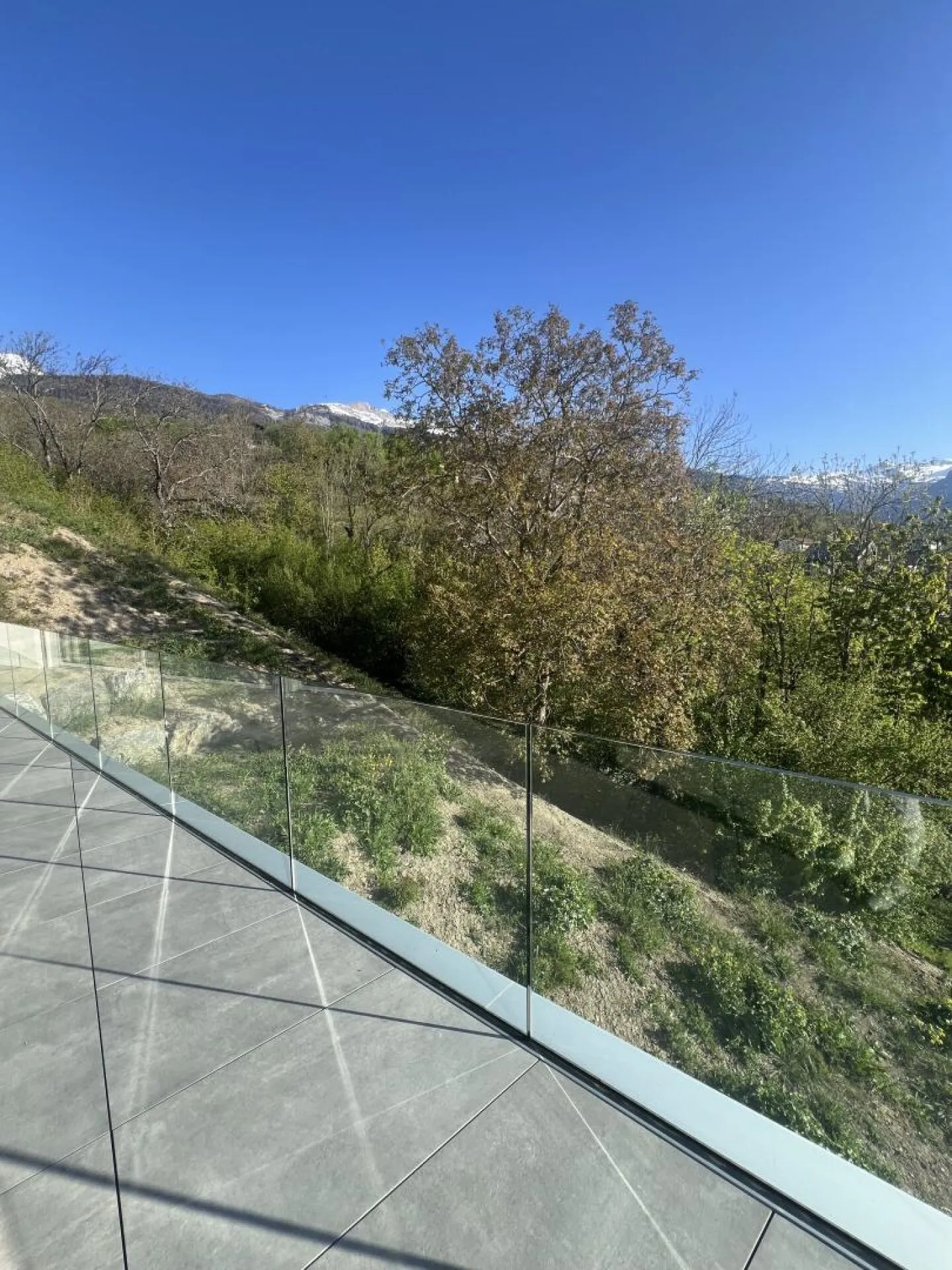 Einzelvilla mit 5,5 Zimmern in Botyre (Ayent) - Foto 7 von 8