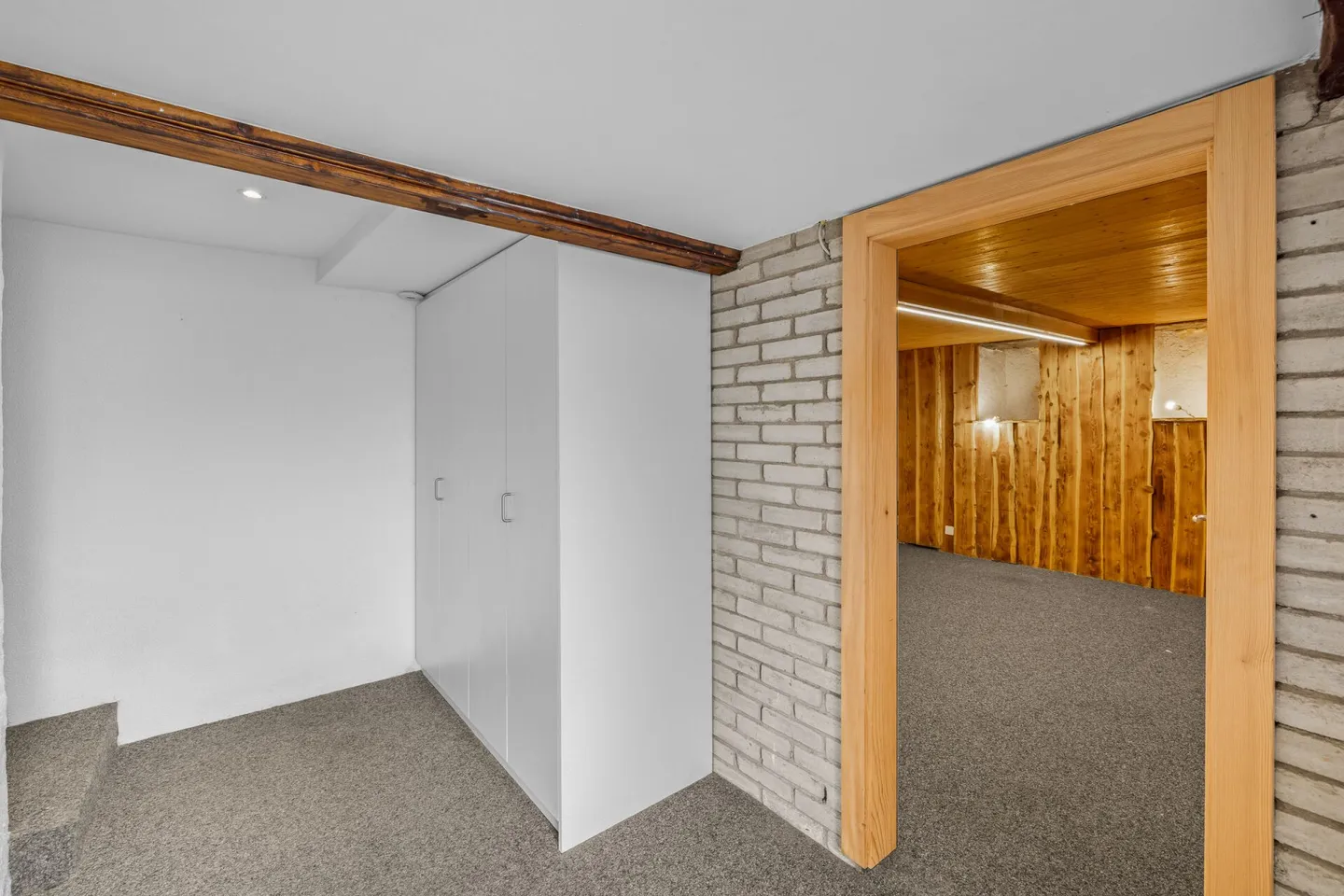 Affascinante casa di villaggio 5 stanze 1/2 di 207 m2 netti con il suo laboratorio nel cuore del vecchio villaggio di Saxon - Foto 12 di 23