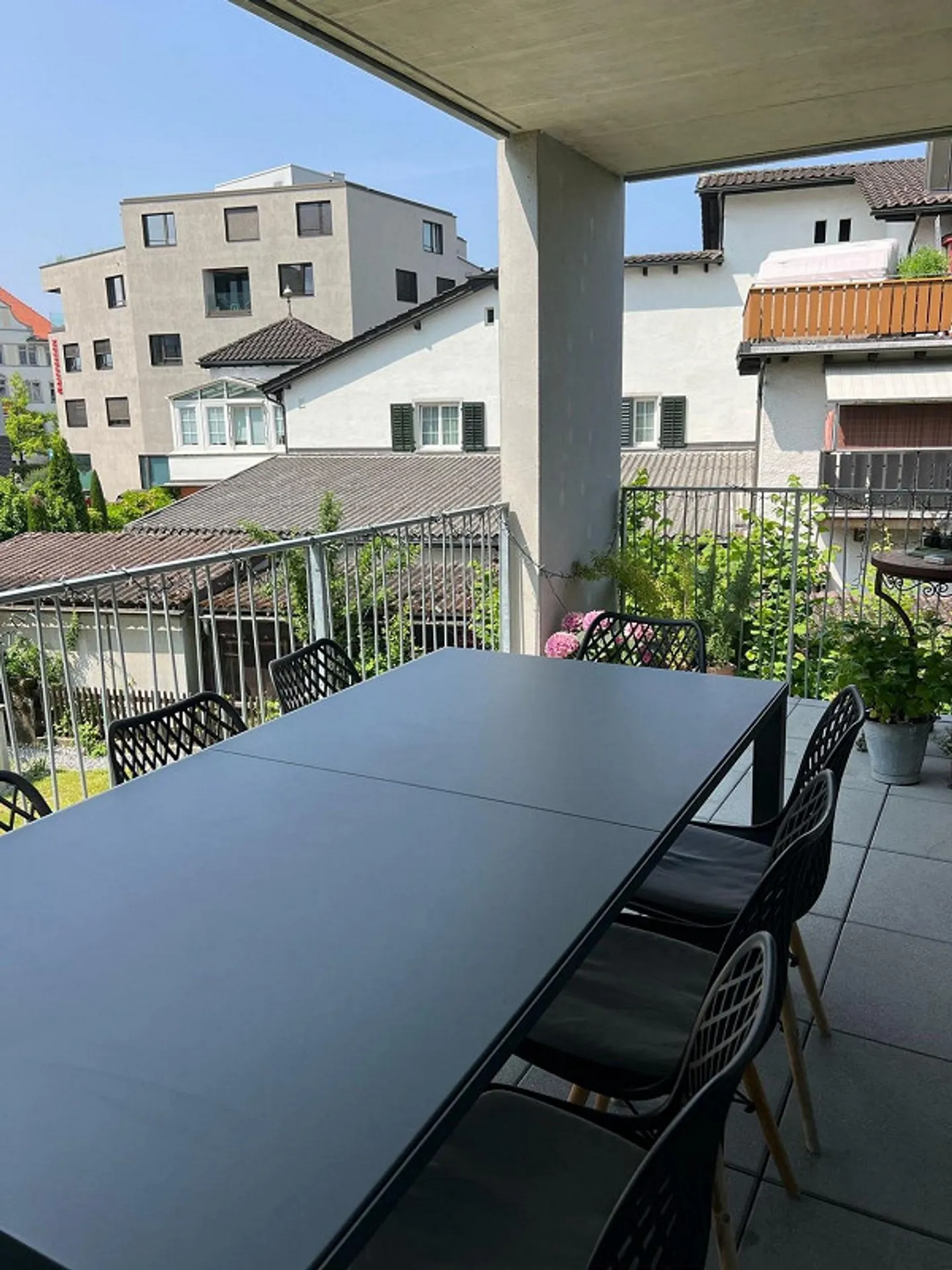 Nouvelle construction - moderne et élégante - Photo 3 sur 13