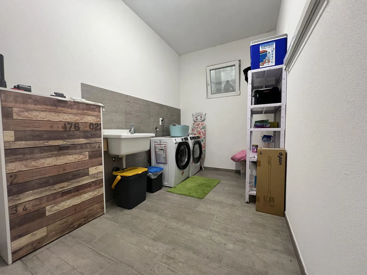 Modernes und helles 3,5-Zimmer-Apartment mit Loggia in Claro - Foto 10 von 12
