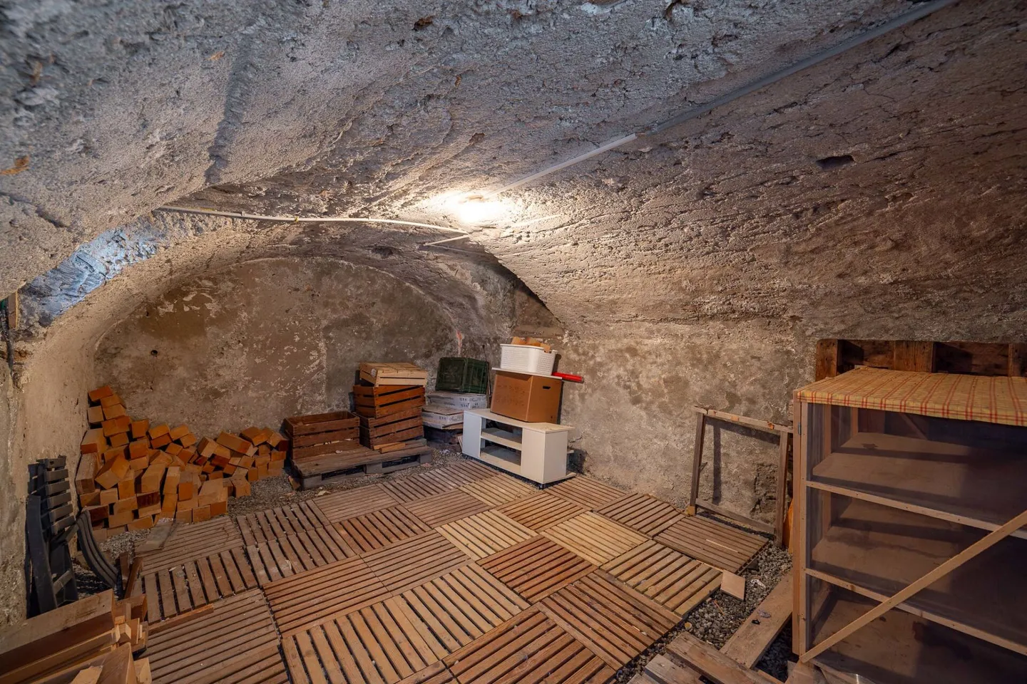 Affascinante casa di villaggio 5 stanze 1/2 di 207 m2 netti con il suo laboratorio nel cuore del vecchio villaggio di Saxon - Foto 15 di 23