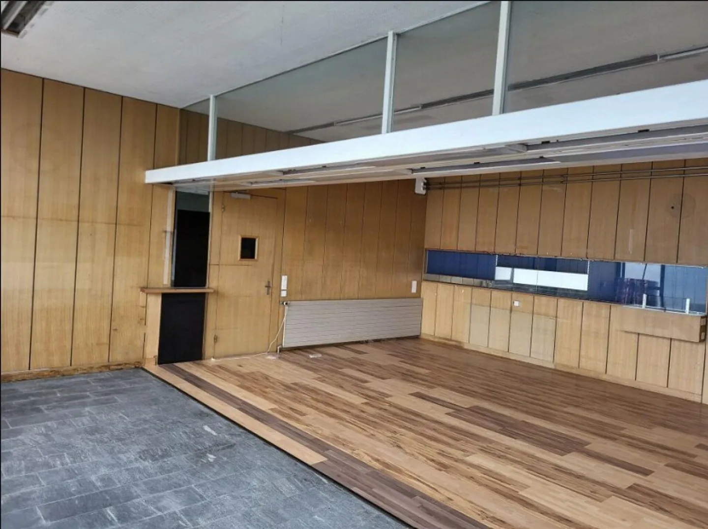Spazio di magazzino e commerciale alla stazione di Stein-Säckingen - Foto 2 di 6