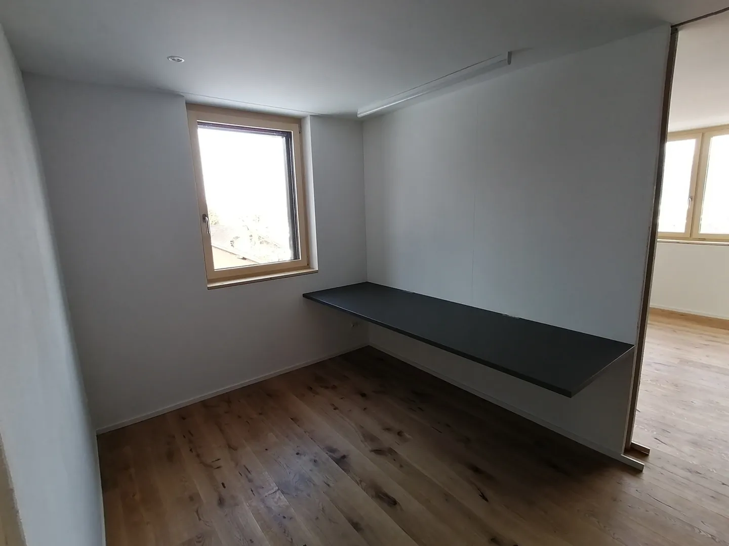 Appartamento moderno 3.5 locali con bella terrazza a Bütschwil-Ganterschwil - Prima occupazione! - Foto 5 di 10
