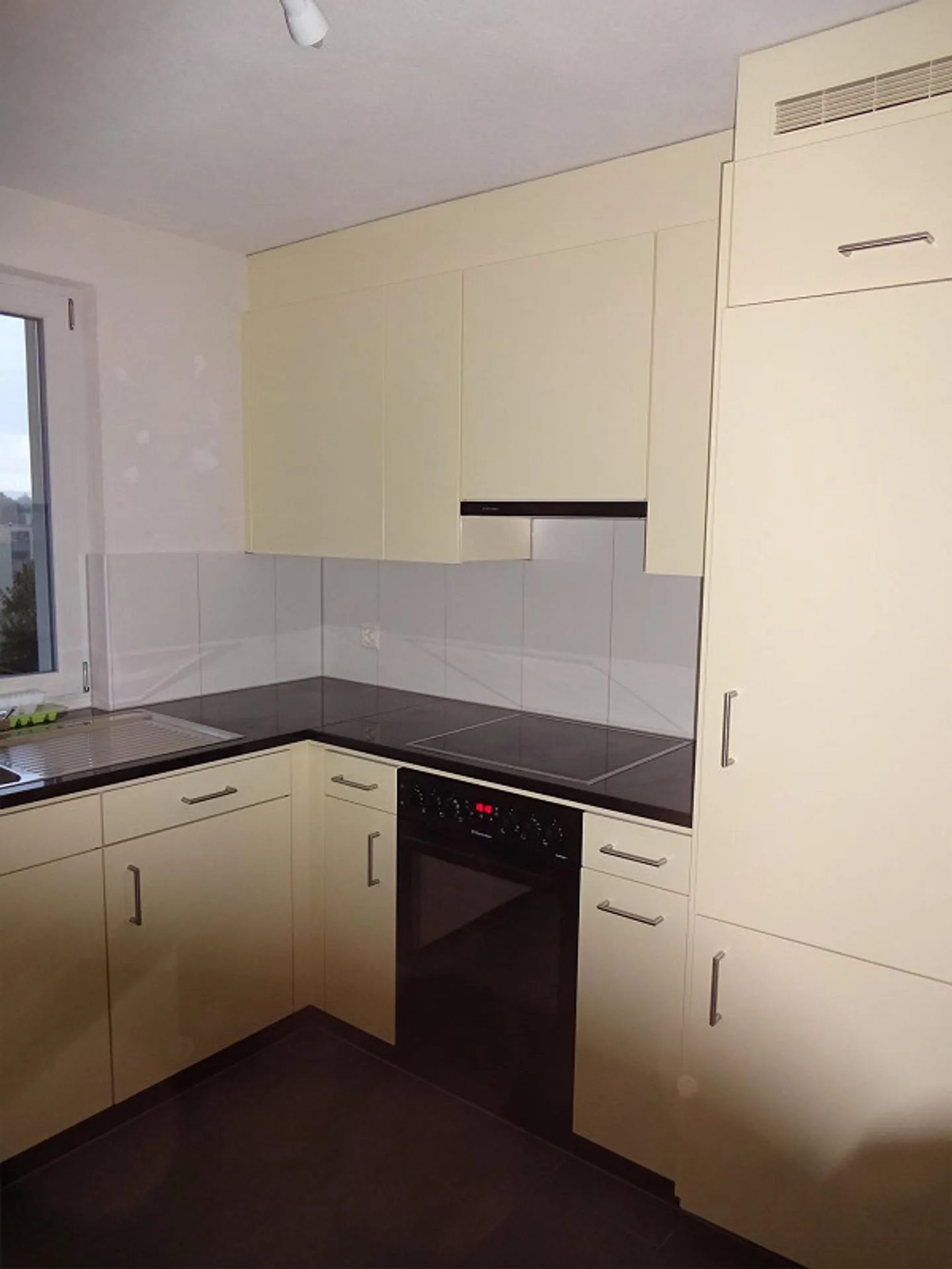 Renovierte Wohnung in historischem Gebäude - Foto 4 von 8