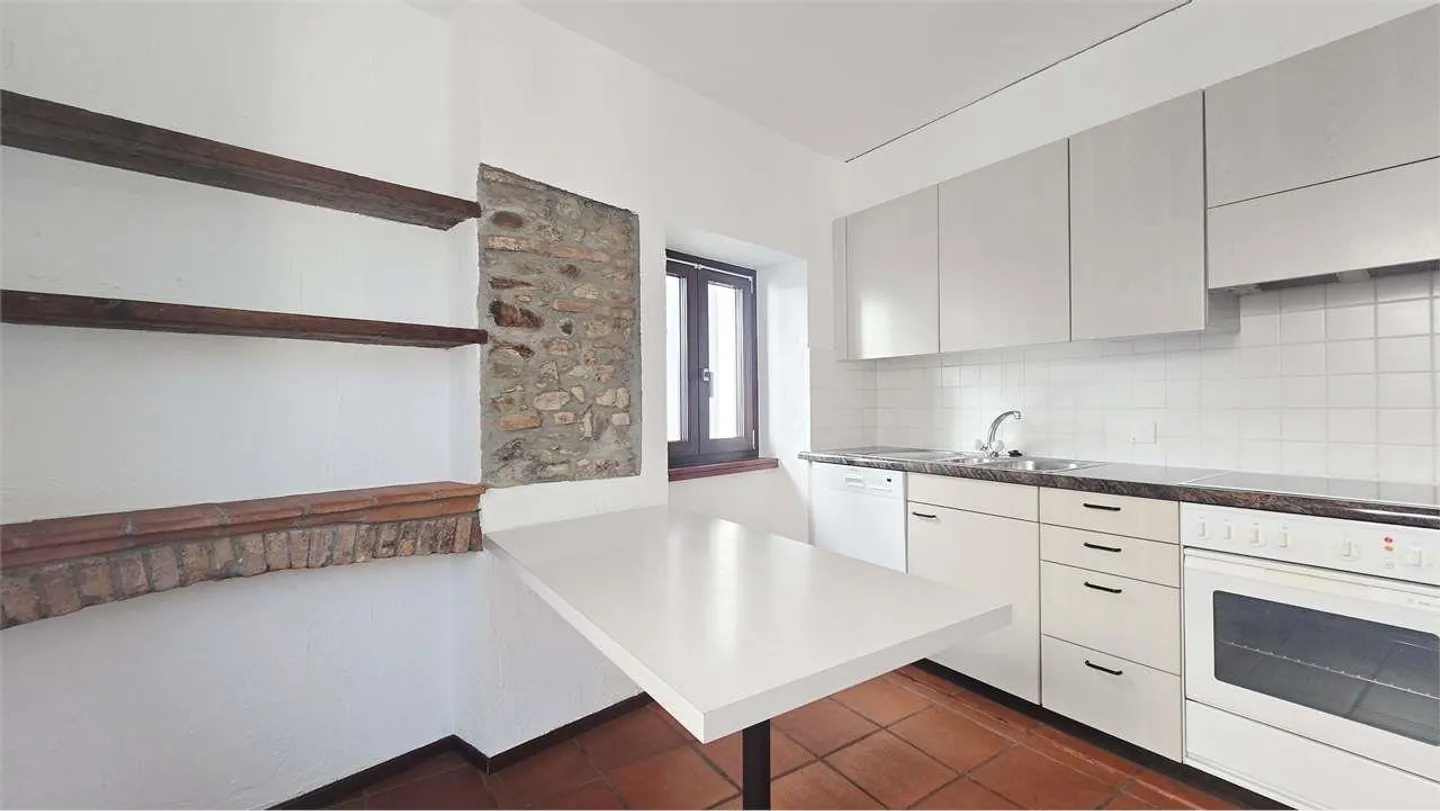 Nucleo di Vezia: renoviertes Haus mit 3 Ebenen und Tessiner Charme - Foto 7 von 13