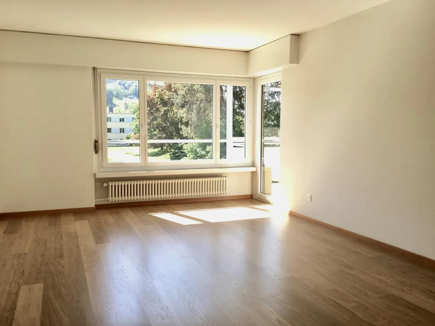 Luminoso appartamento di 3,5 locali a Würenlos - Foto 2 di 7