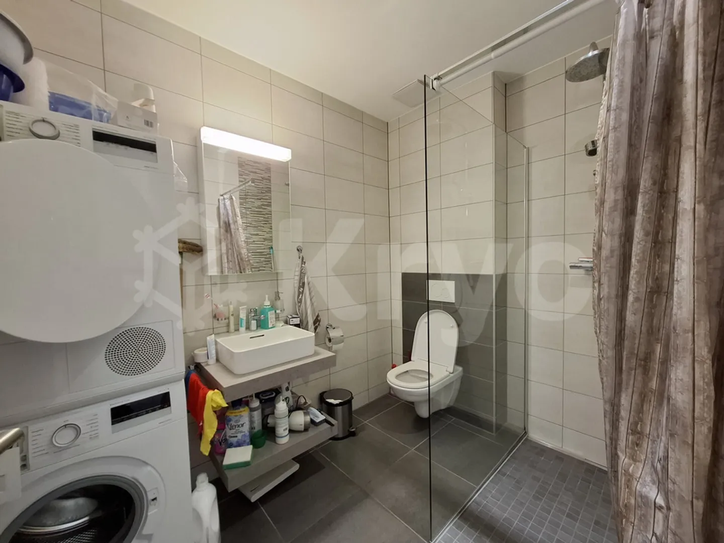 All, bright and modern 2.5 rooms for rent - Photo 2 of 5