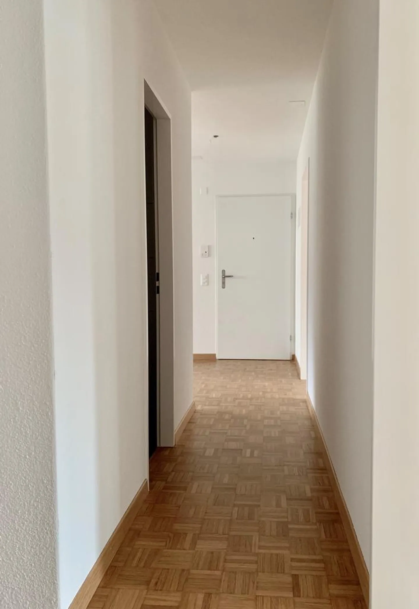 Luminoso appartamento di 3,5 locali a Würenlos - Foto 6 di 7