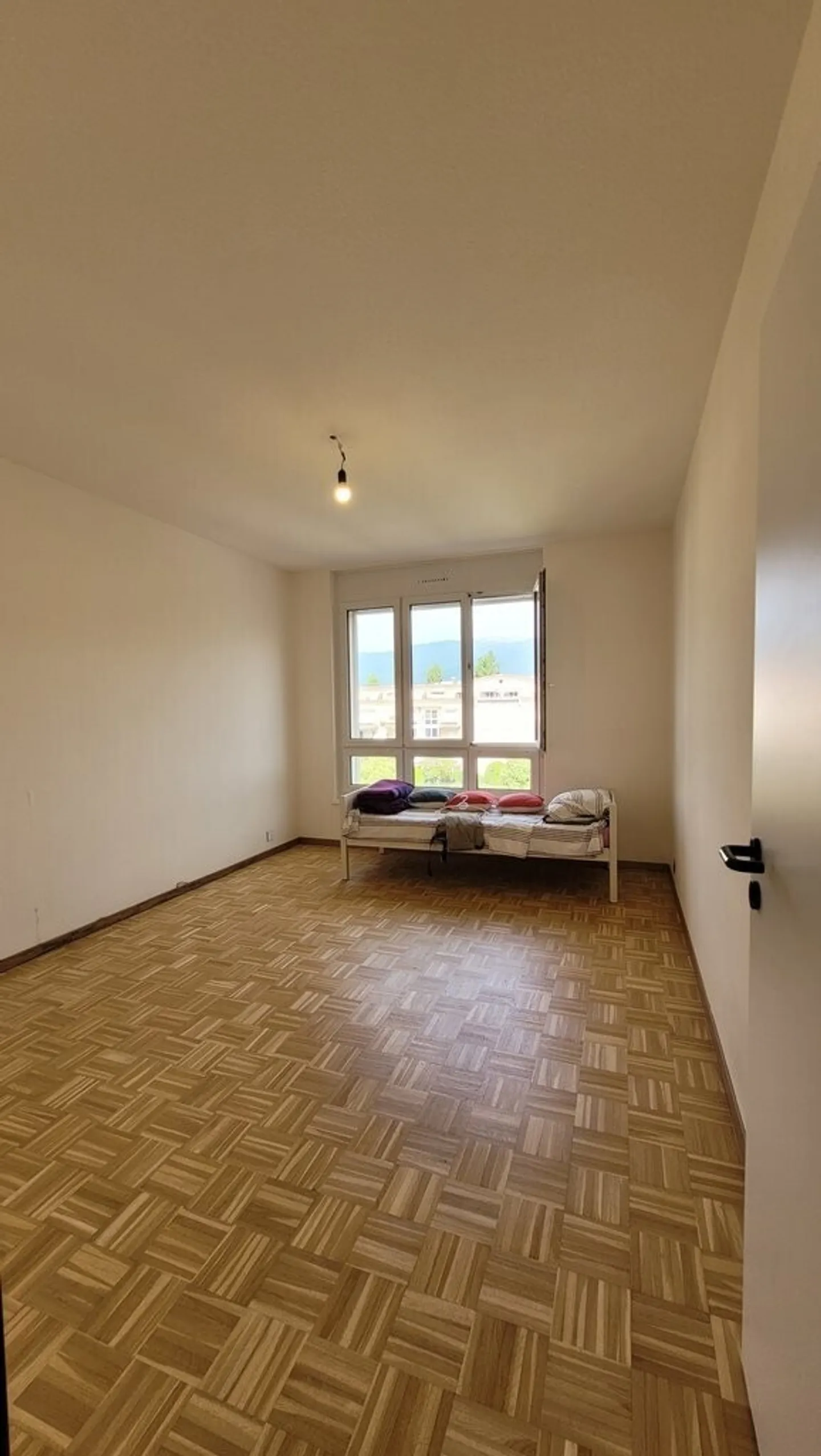 Zu ergreifen! Wunderschöne Wohnung in einem Wohngebiet! - Foto 3 von 5