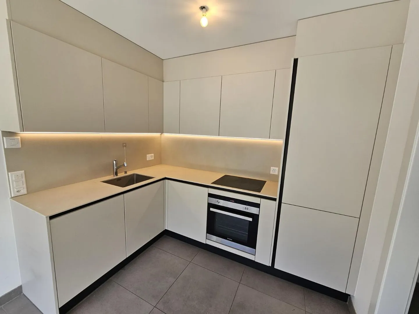 3.5-room adjoining villa with terrace, St-Léonard - Photo 1 of 6