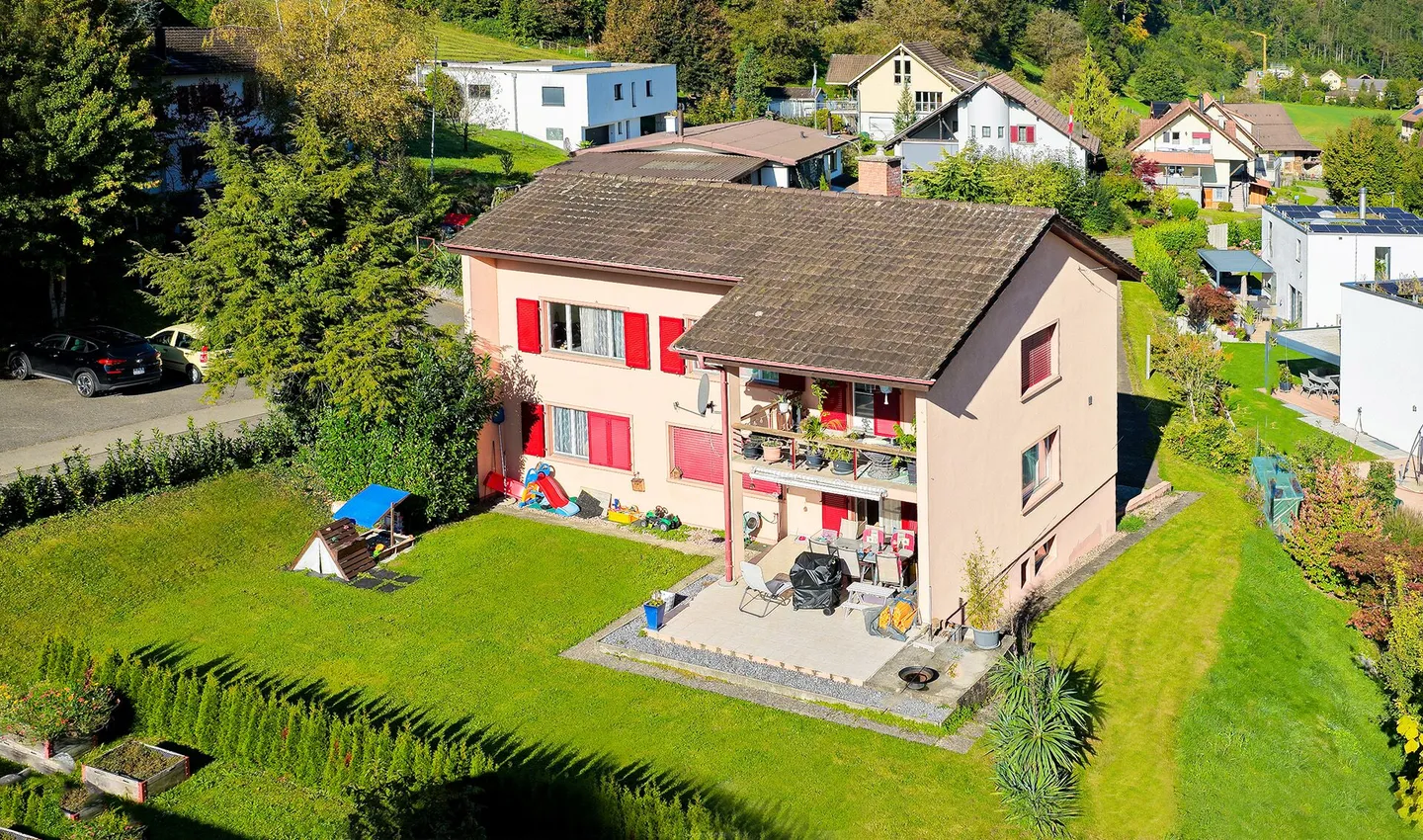Casa unifamiliare di 7,5 stanze - Foto 2 di 24