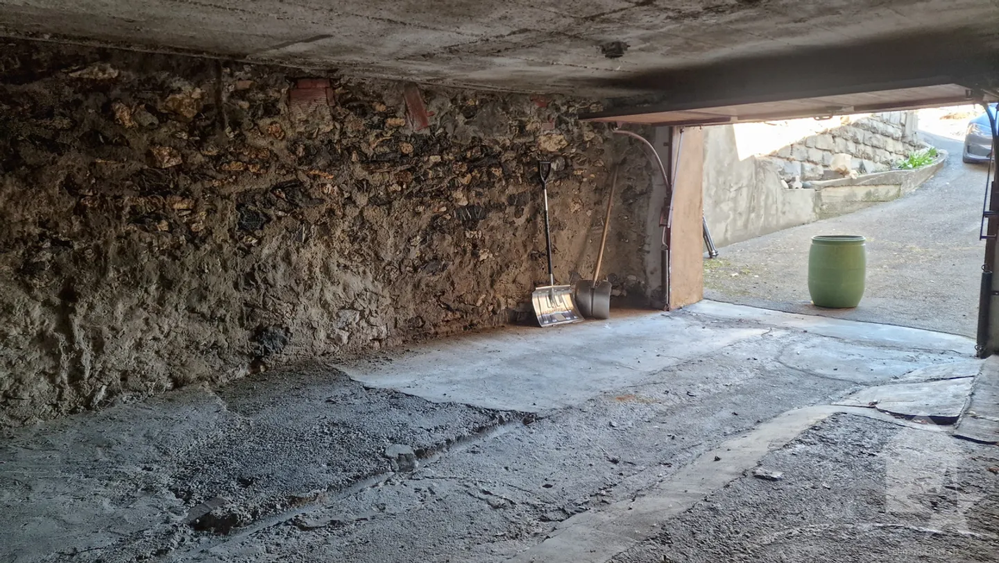 Maison villageoise avec potentiel - Photo 9 sur 13