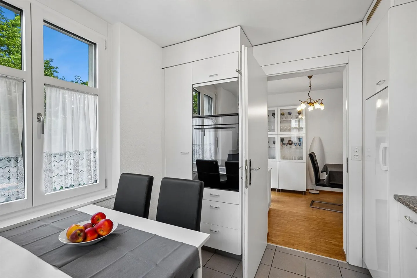 Appartement de jardin avec sensation de maison individuelle - jardin privé de 260 m² - Photo 6 sur 13