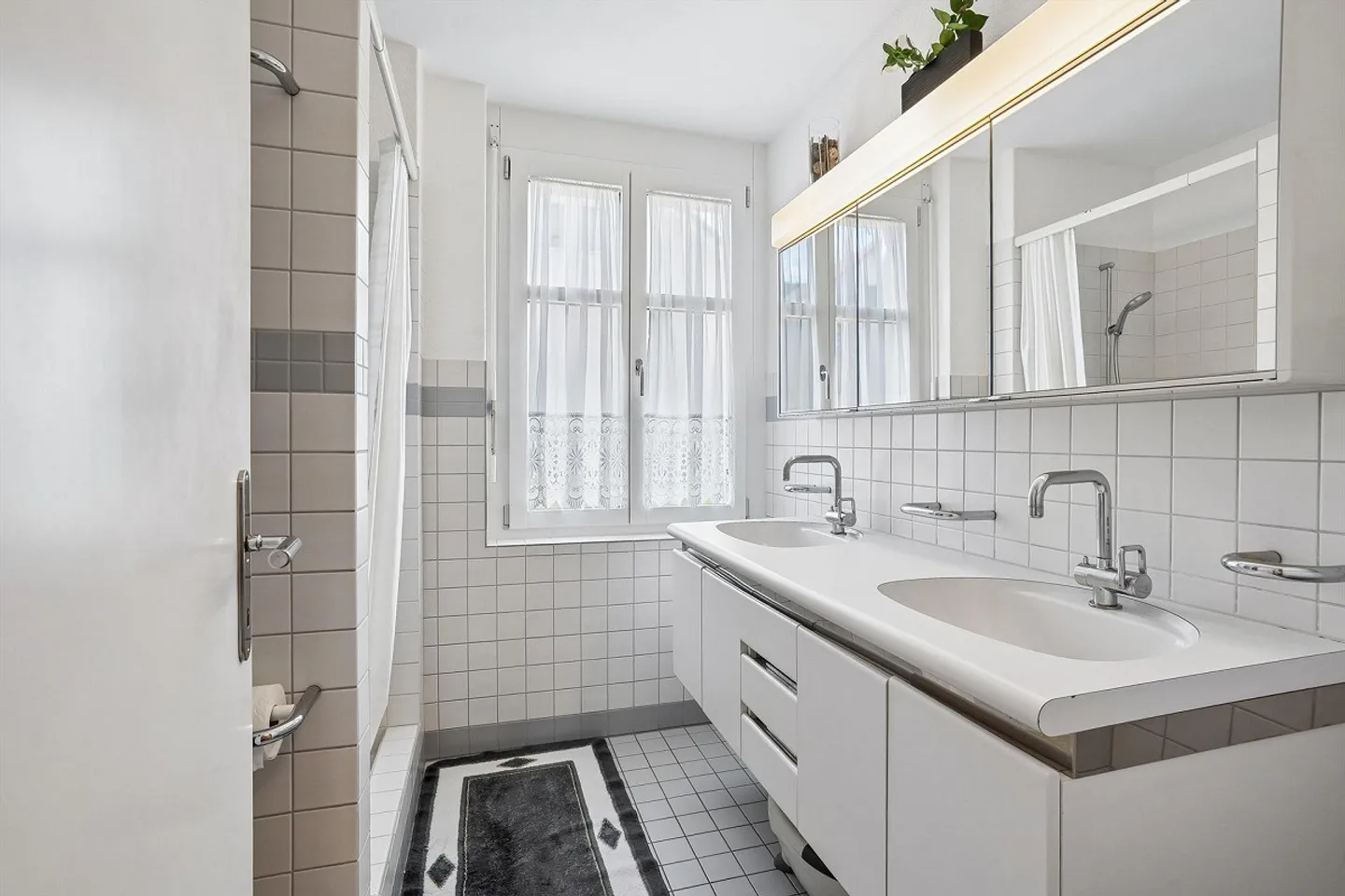 Appartement de jardin avec sensation de maison individuelle - jardin privé de 260 m² - Photo 11 sur 13