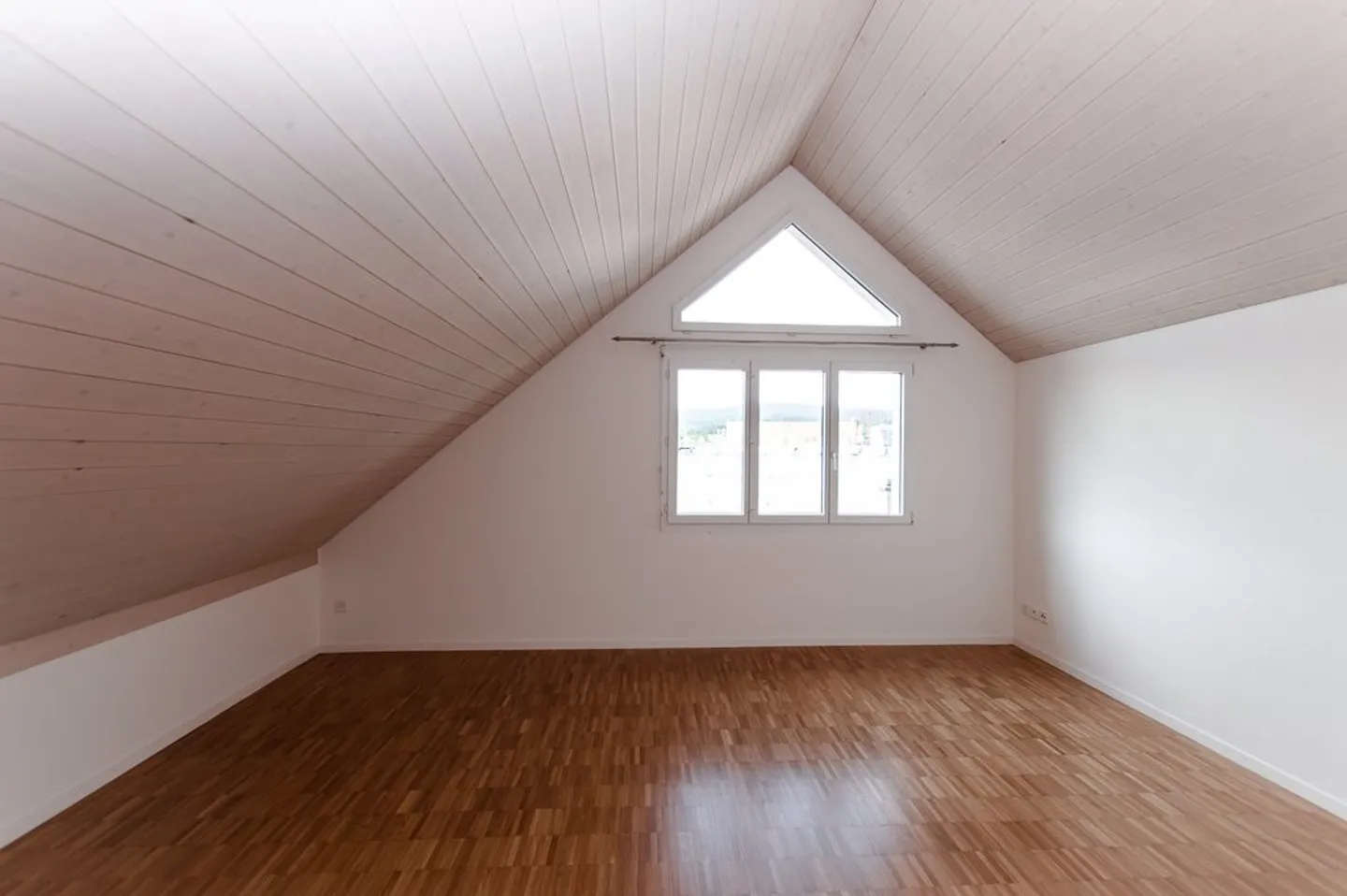 Maisonette apartment - living peripherally and urban near Zurich - Photo 7 of 8