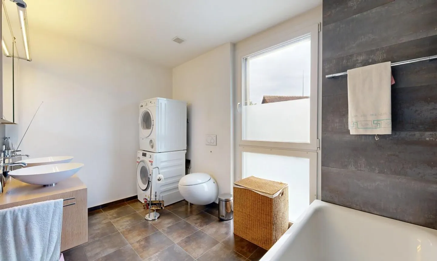 Appartement Duplex de 5,5 pièces avec Terrasses Spacieuses à Niederglatt - Photo 10 sur 11