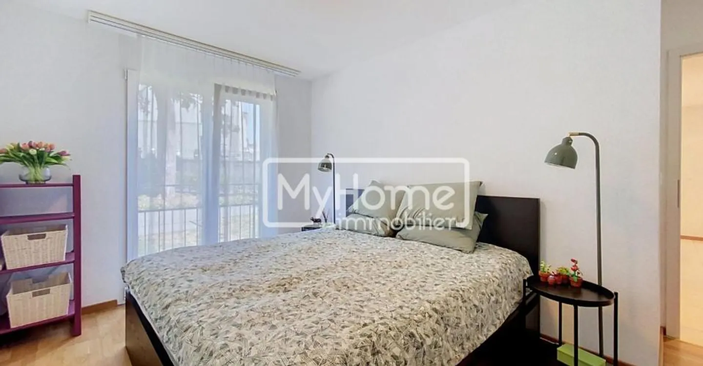 Spacious 4.5-room apartment with a large corner balcony in a sought-after residential area - Photo 11 of 12