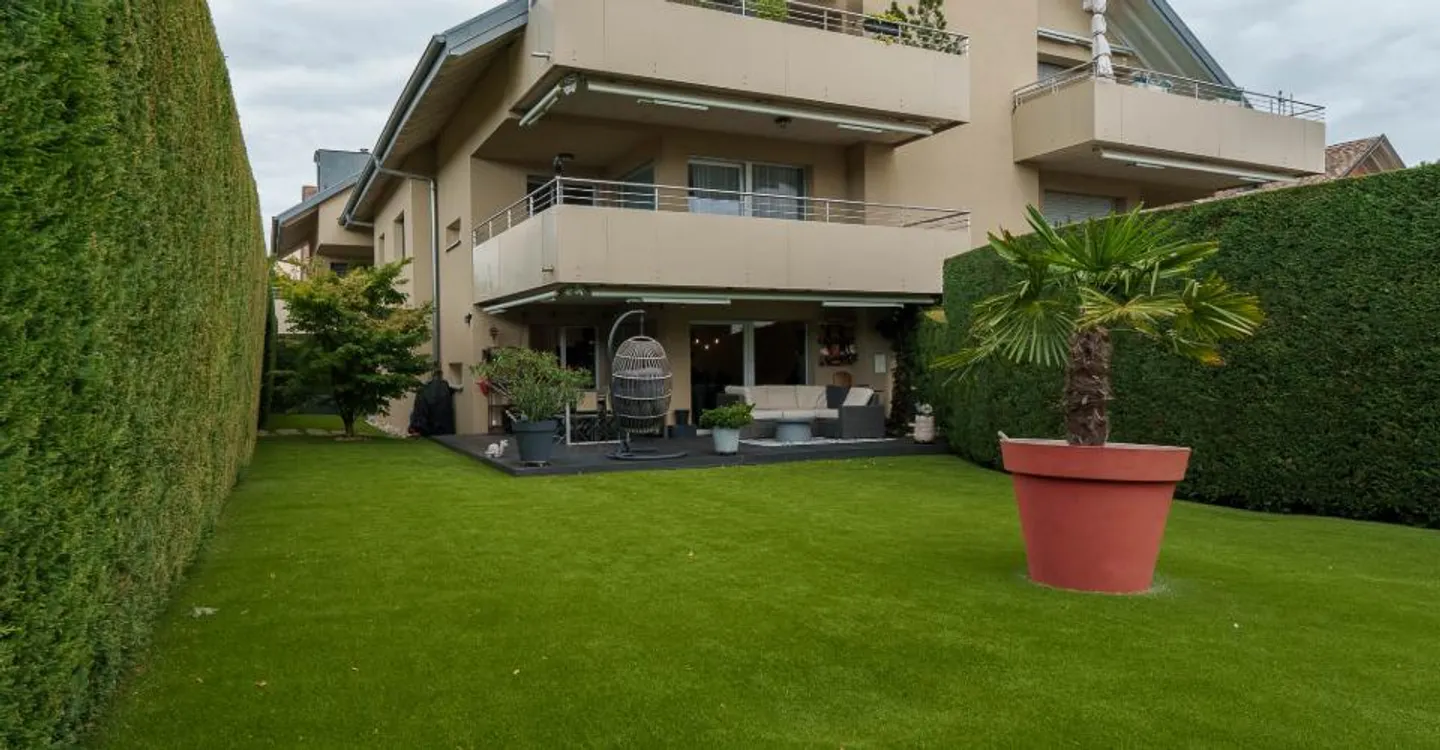 Appartement Charmant avec Jardin - Photo 3 sur 13