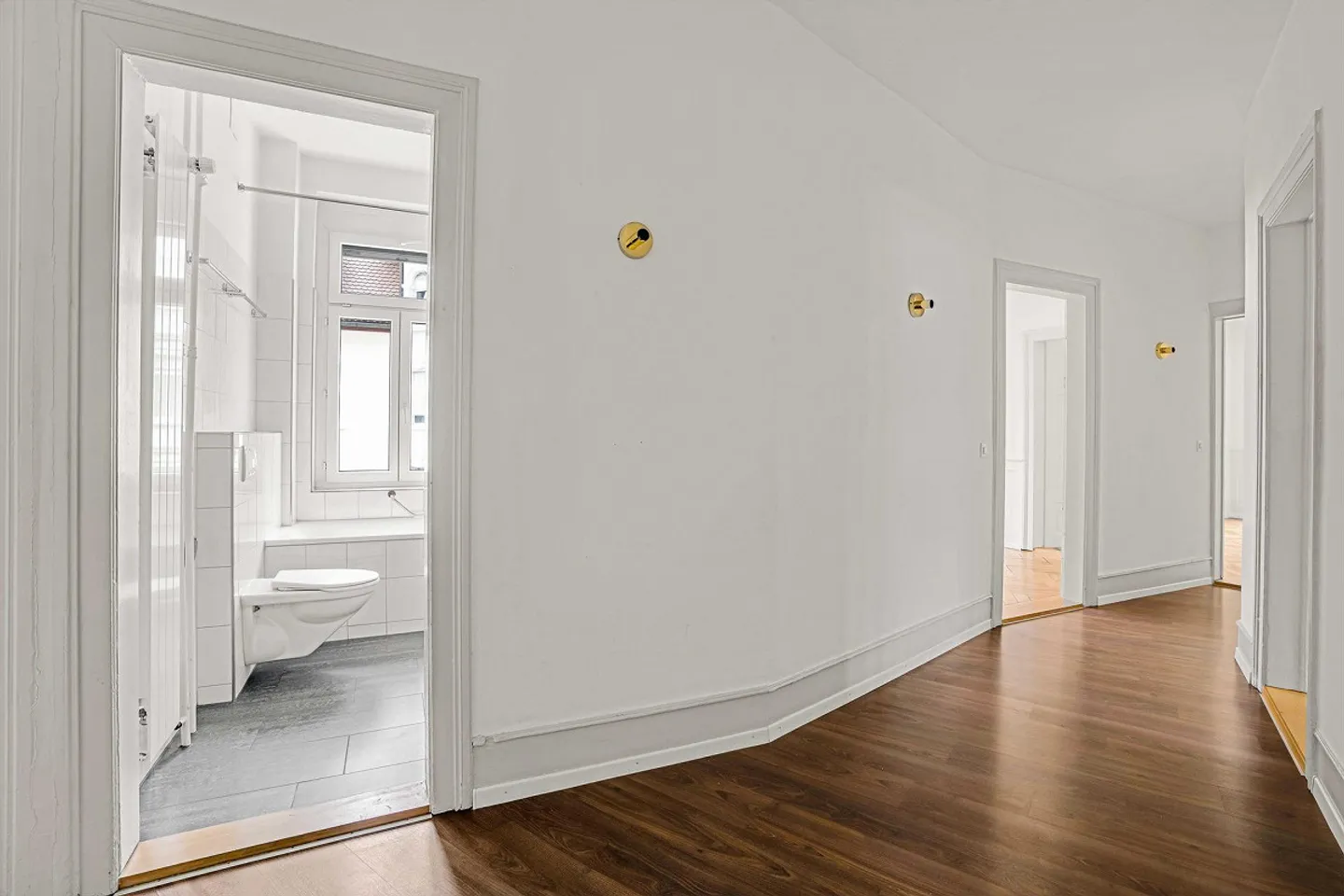 Appartement ancien avec une touche d'Art Nouveau - Photo 7 sur 8