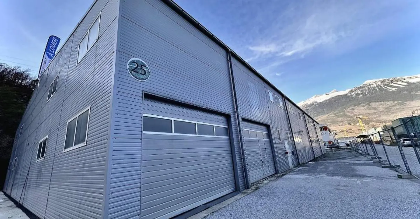 Affitto di una Hall Industriale a Sierre – Zona Industriale dei Falcons - Foto 1 di 4