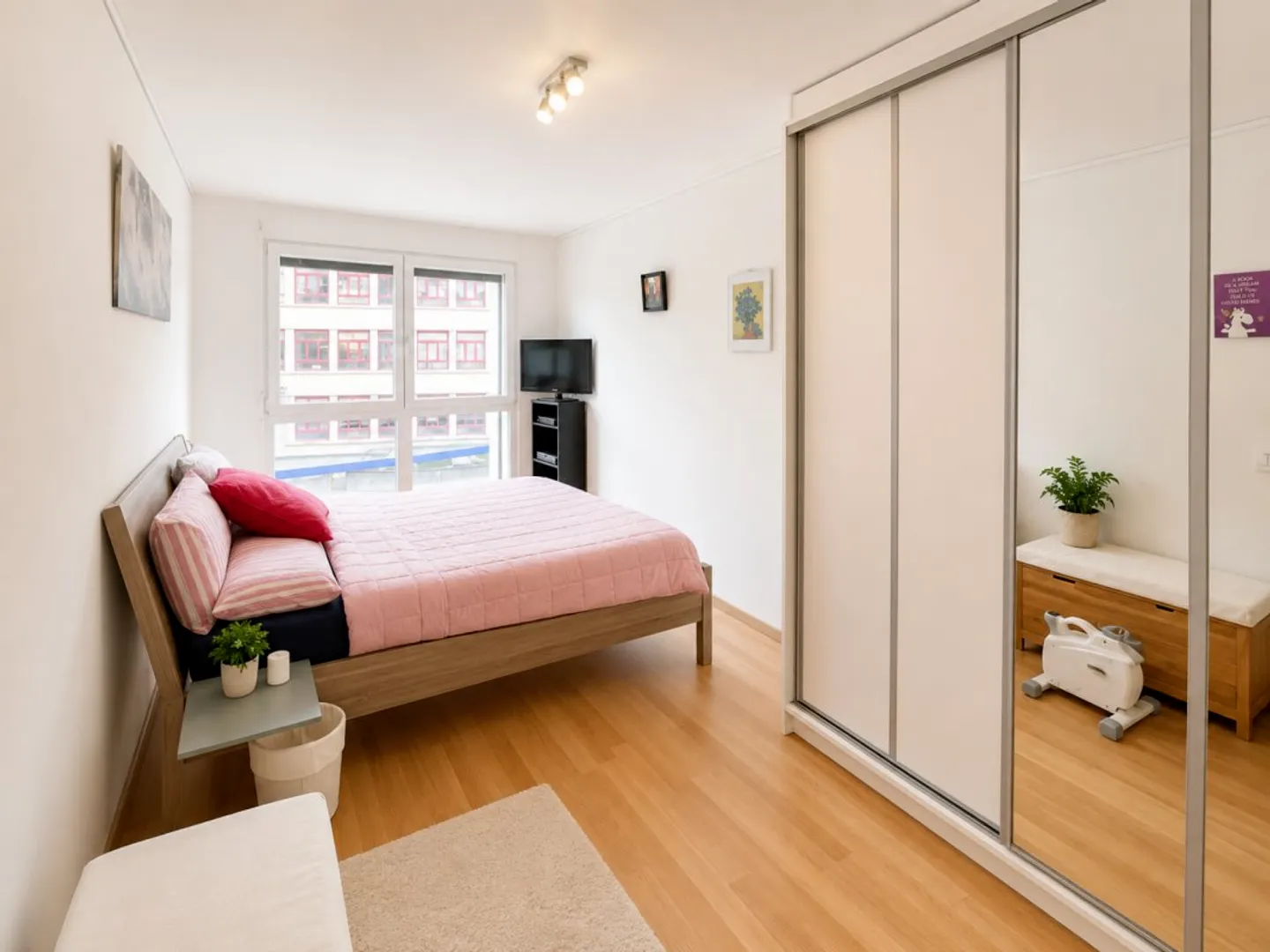 Apartment for rent - Photo 5 of 10