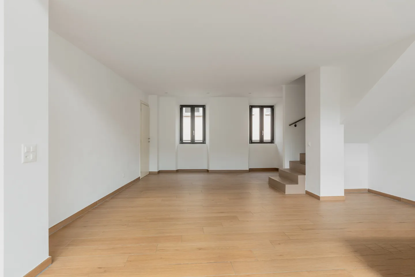 Bright and spacious duplex apartment in the historic center - Photo 3 of 9