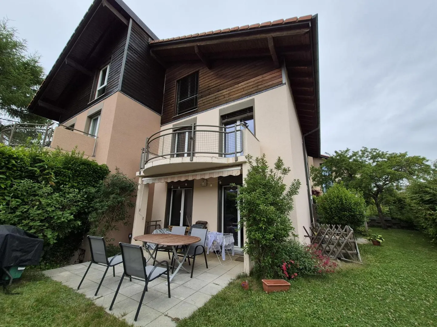 Appartamento 6.5 stanze - Foto 1 di 2
