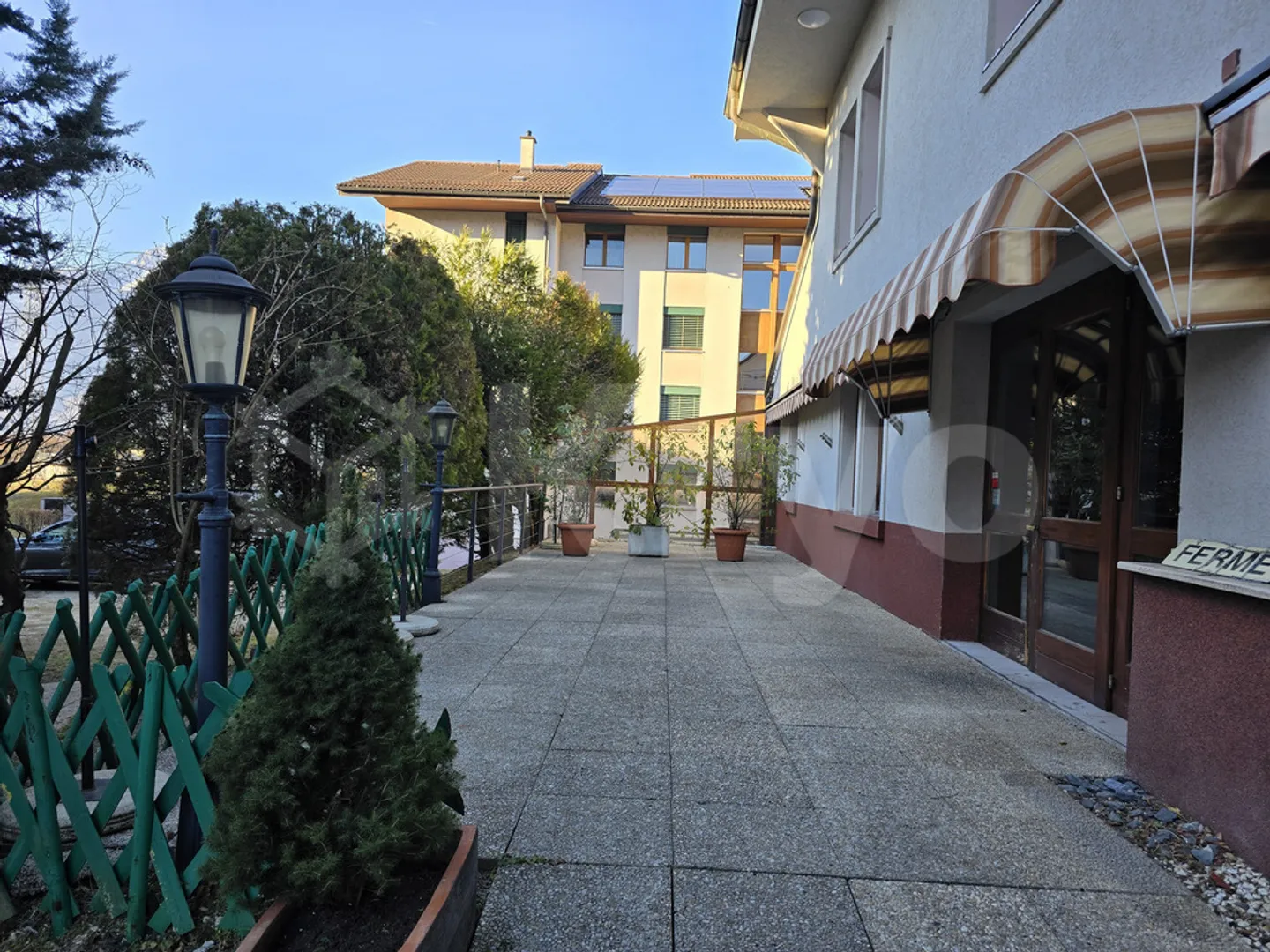 Commercial space for rent (restaurant) - 1 month of free net rent offered - Photo 2 of 11