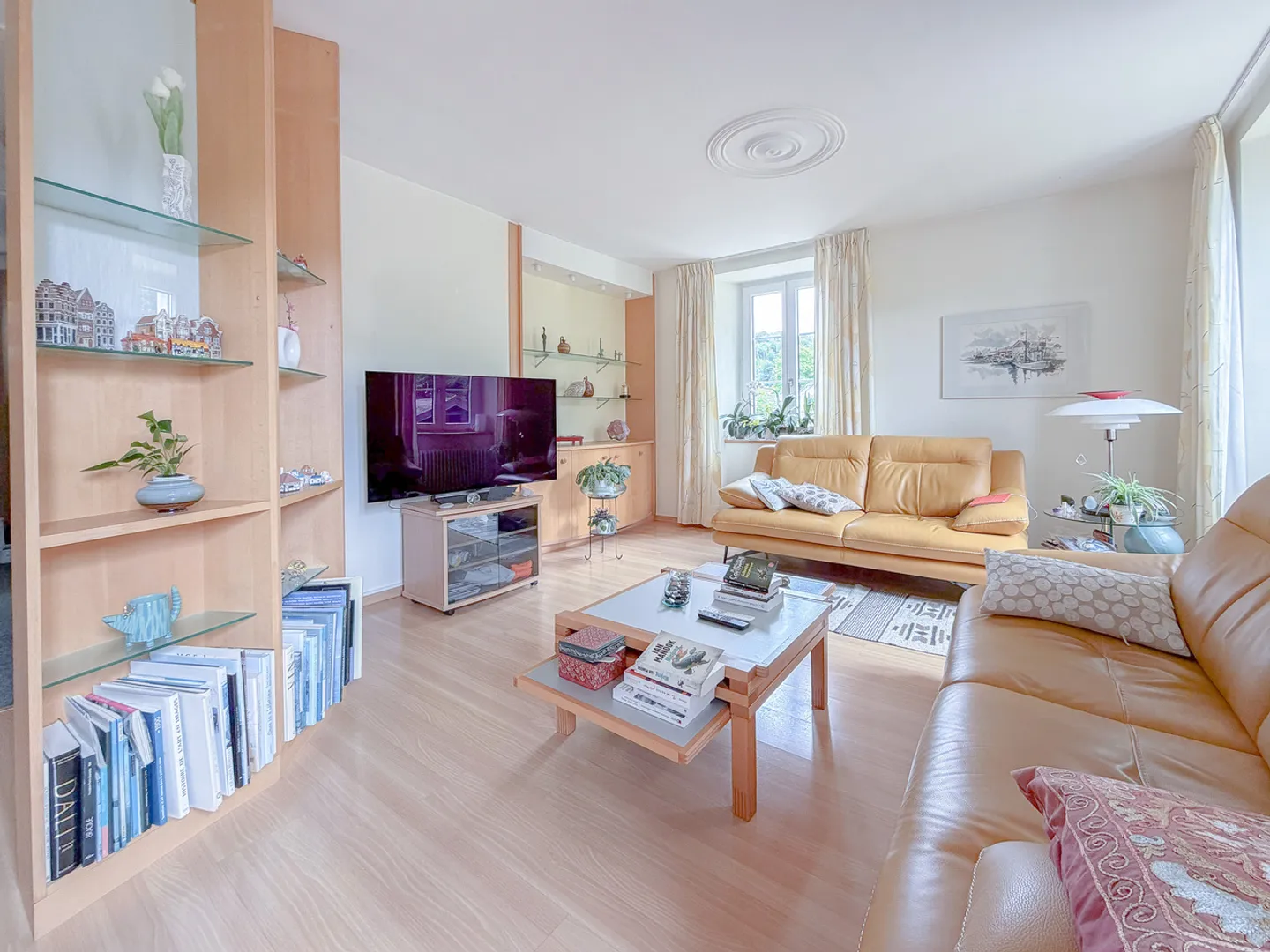 Charmantes Einfamilienhaus mit Studios - Foto 10 von 13