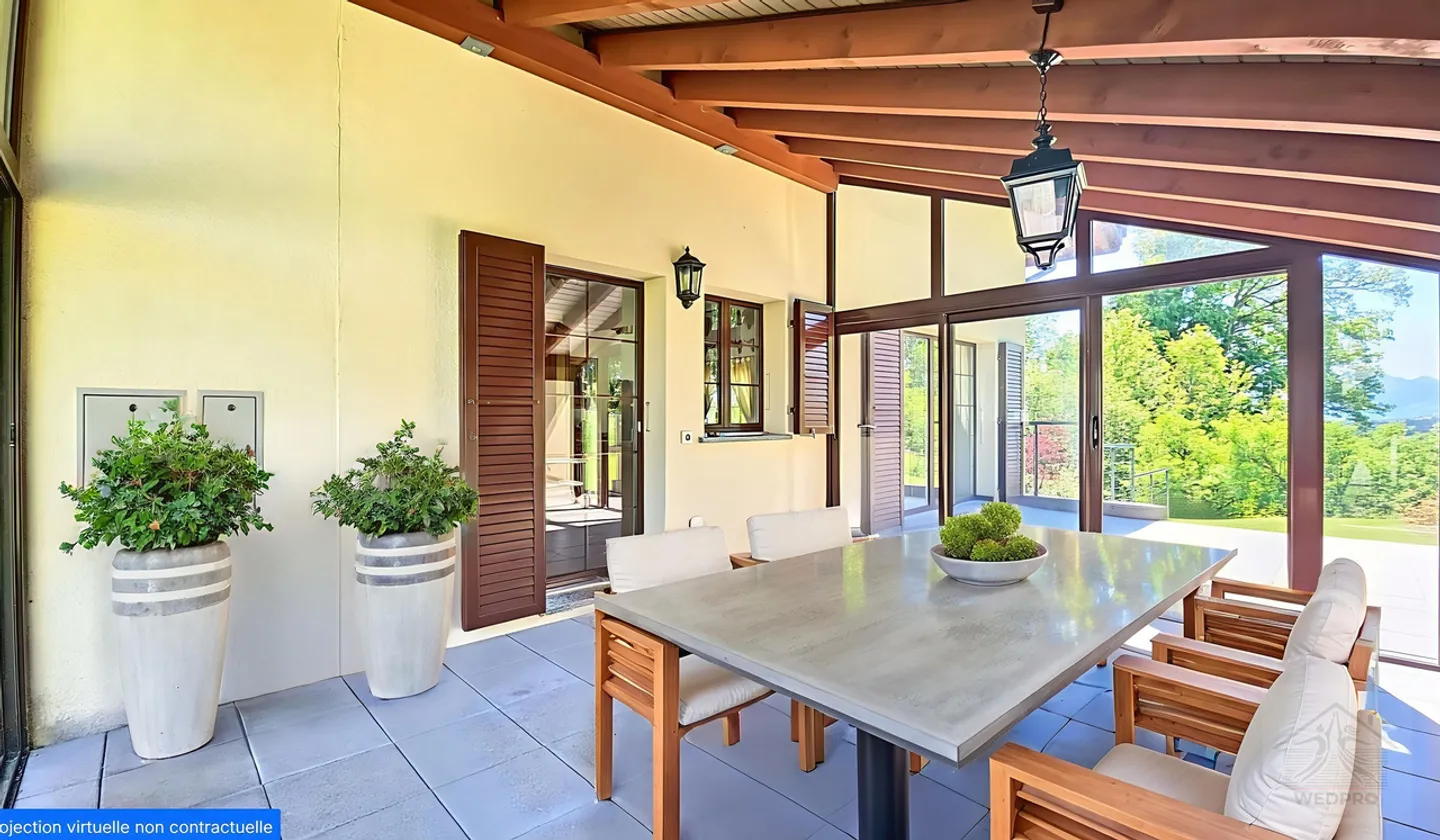 Spacious Family Property with Two Units - Photo 7 of 12